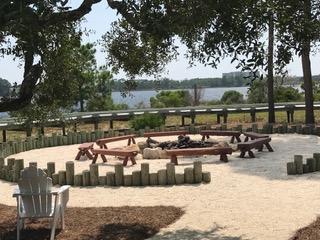 WILD HERON LAKESIDE LODGE - Residential Lease