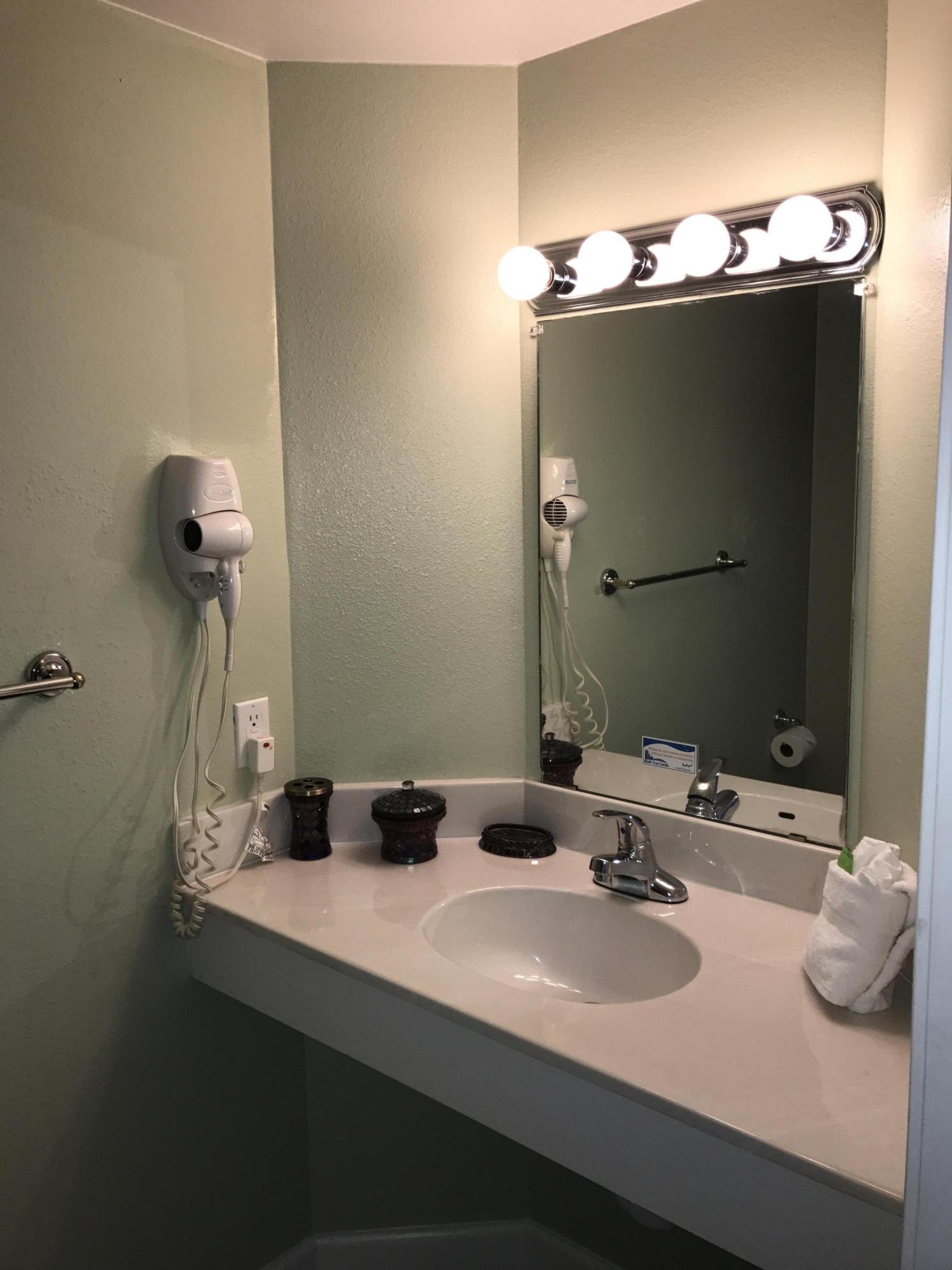 SHORES OF PANAMA - Residential