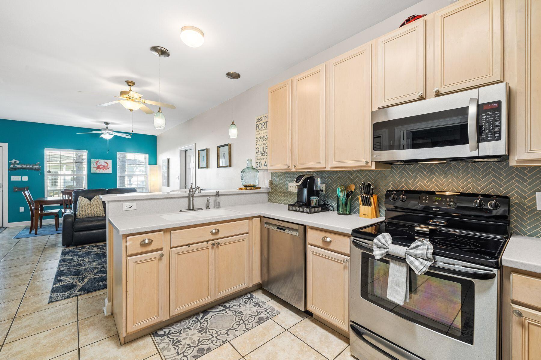 Miramar Palms - Residential