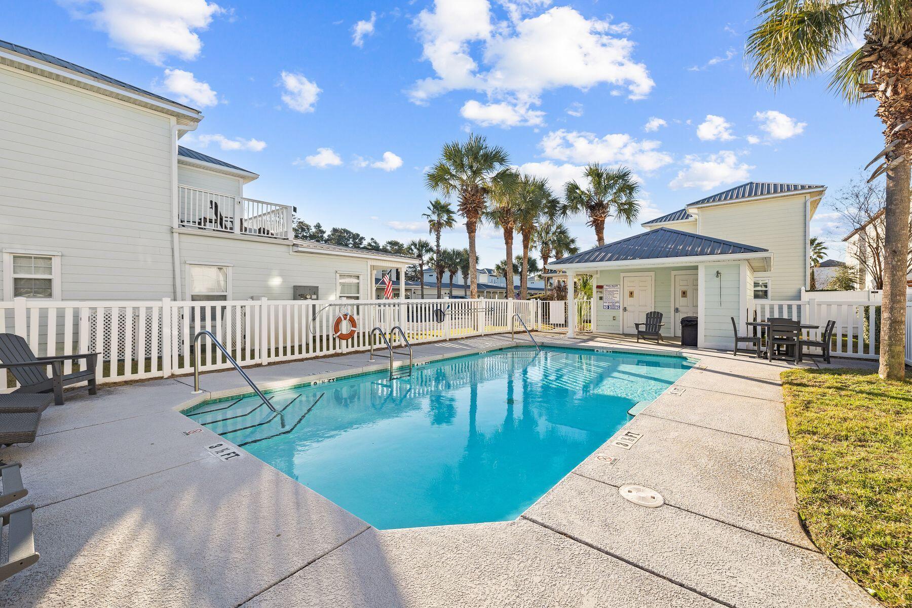Miramar Palms - Residential