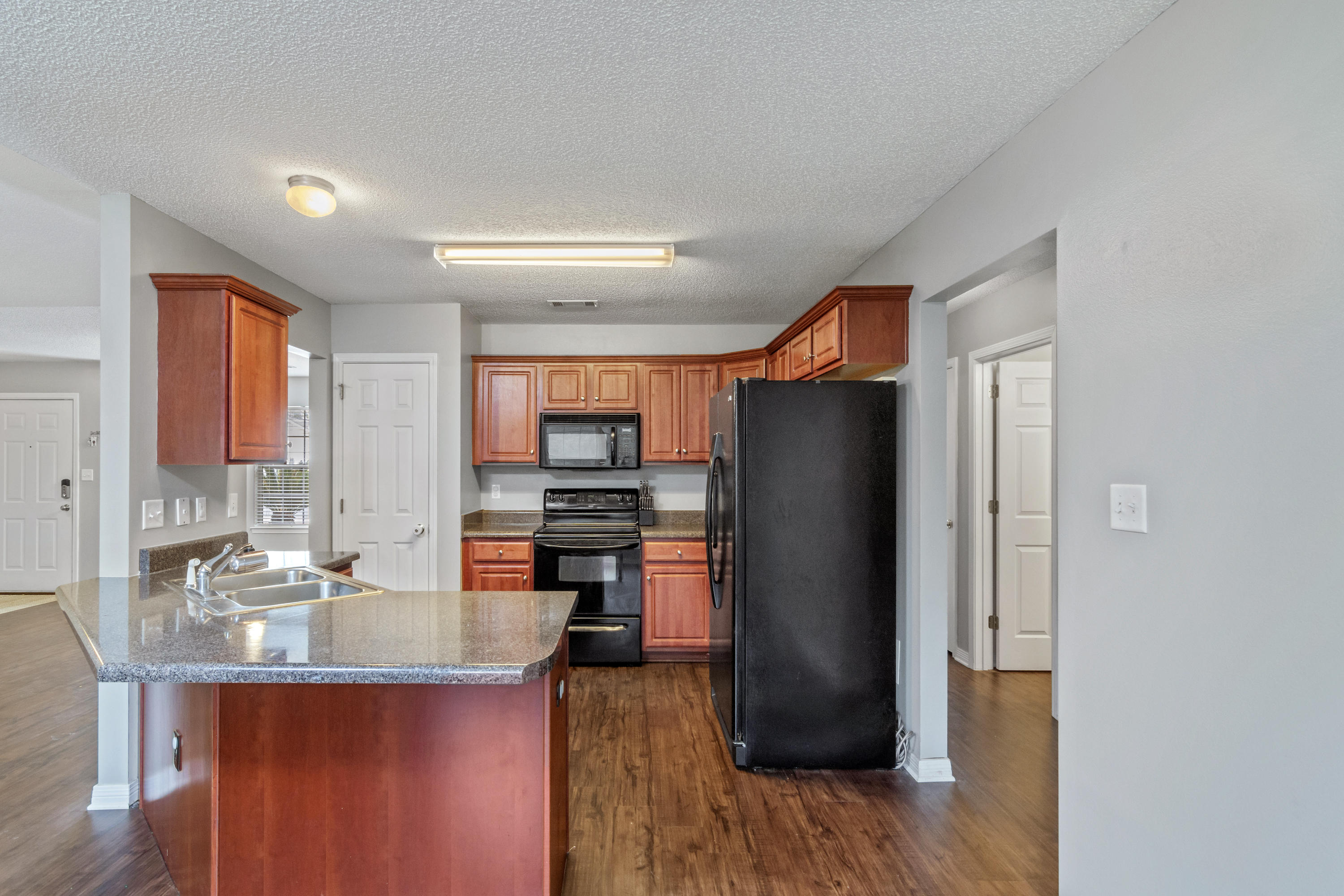 FAIRCHILD ESTATES - Residential