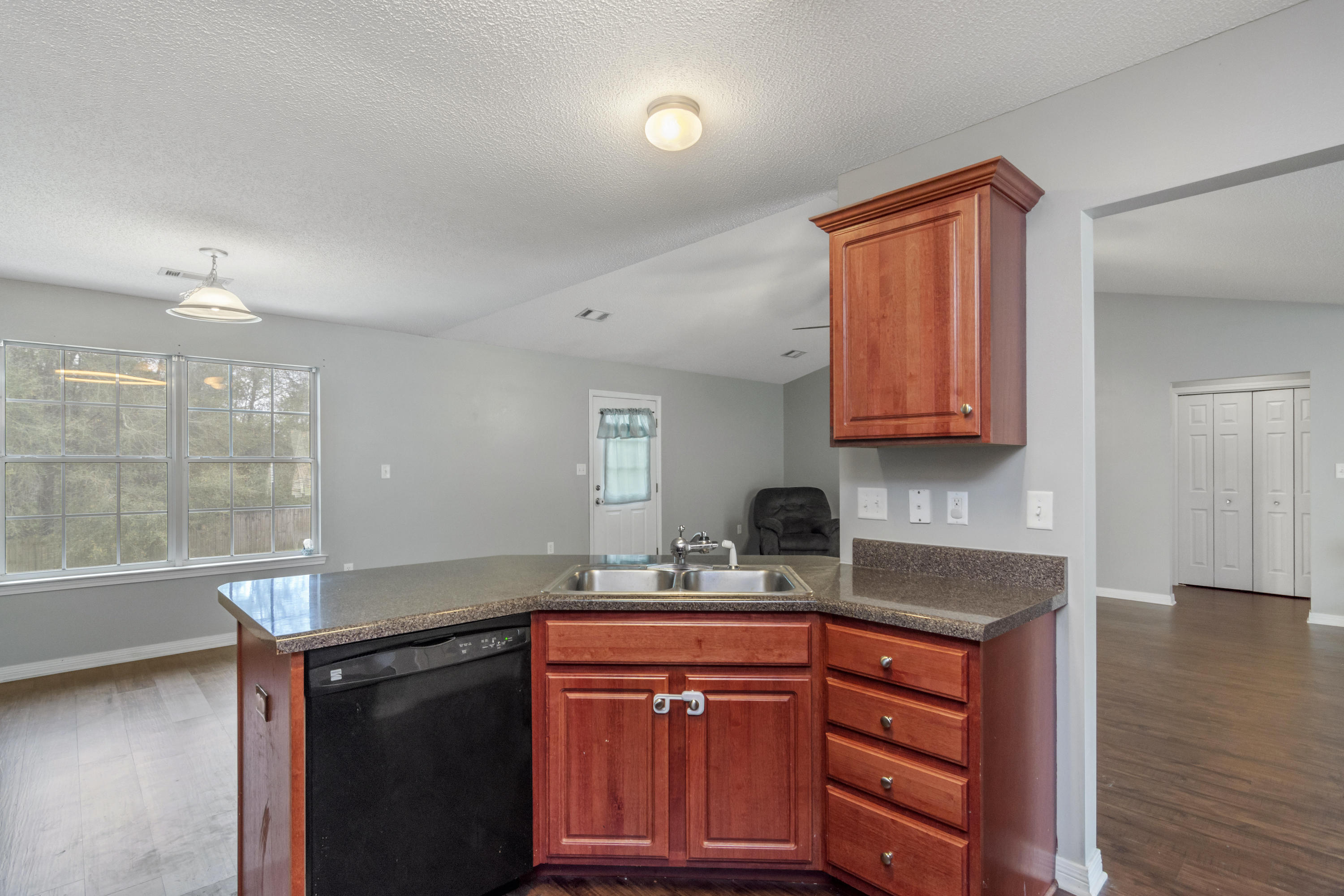 FAIRCHILD ESTATES - Residential