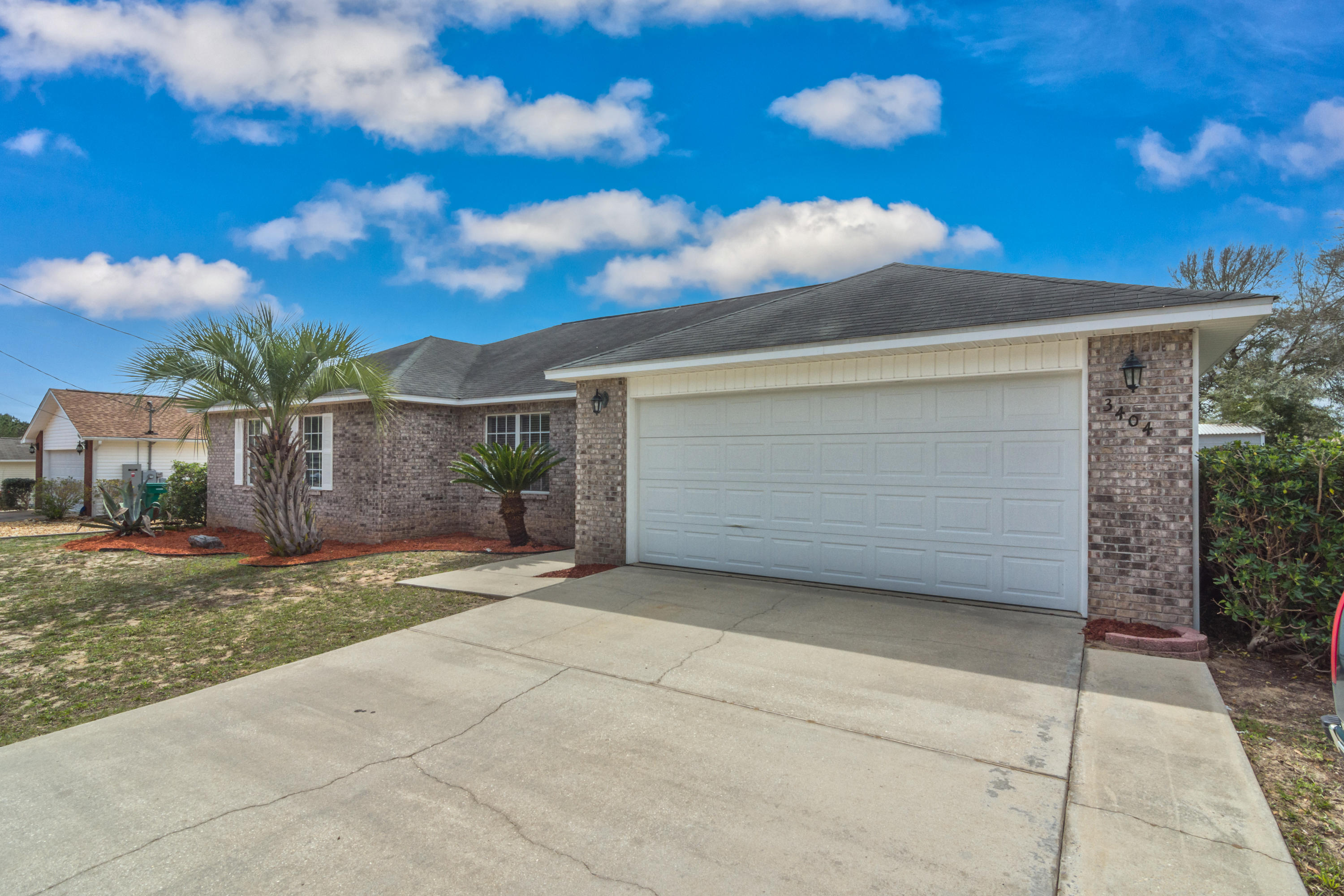 FAIRCHILD ESTATES - Residential