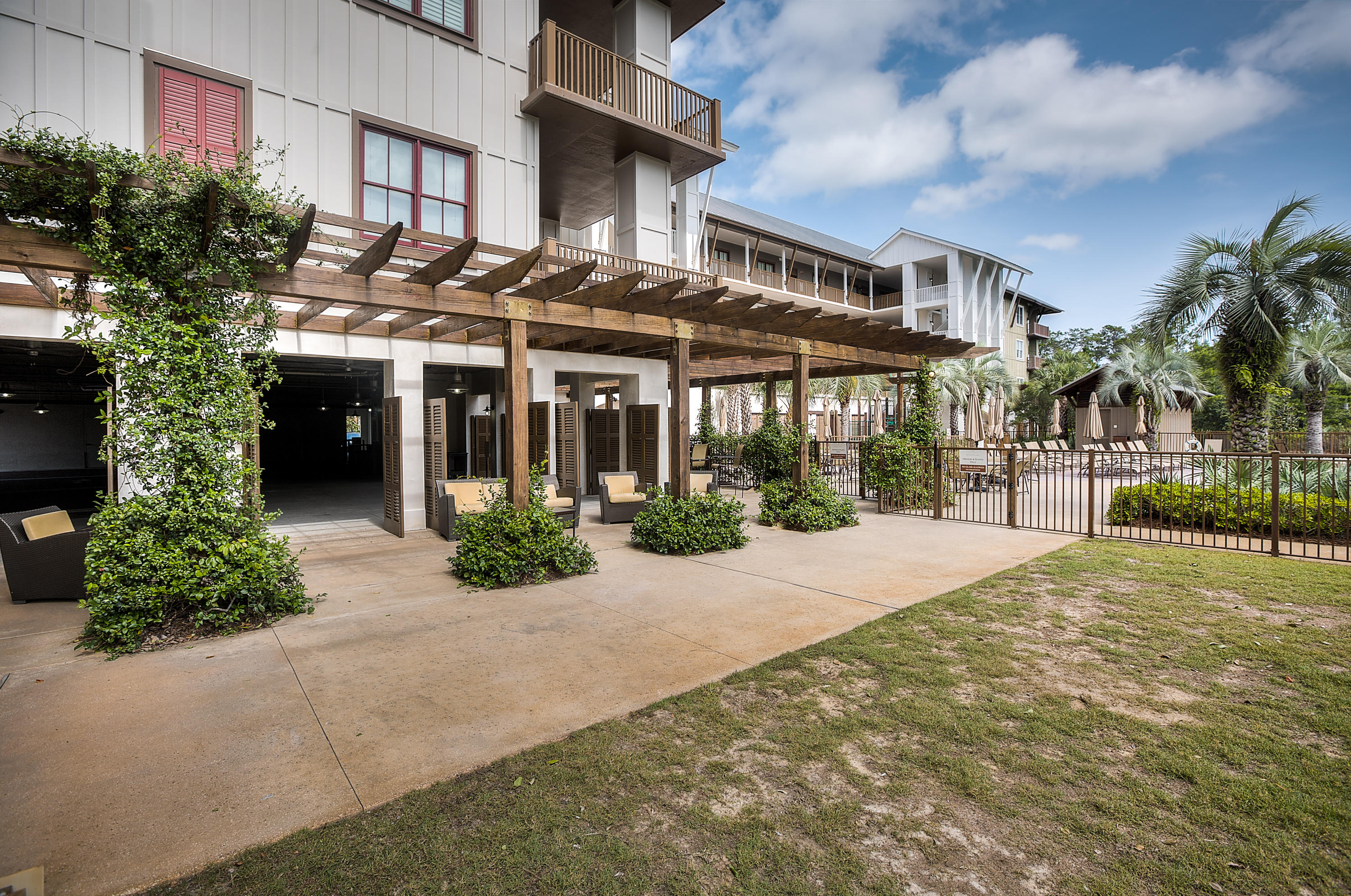 REDFISH VILLAGE - Residential