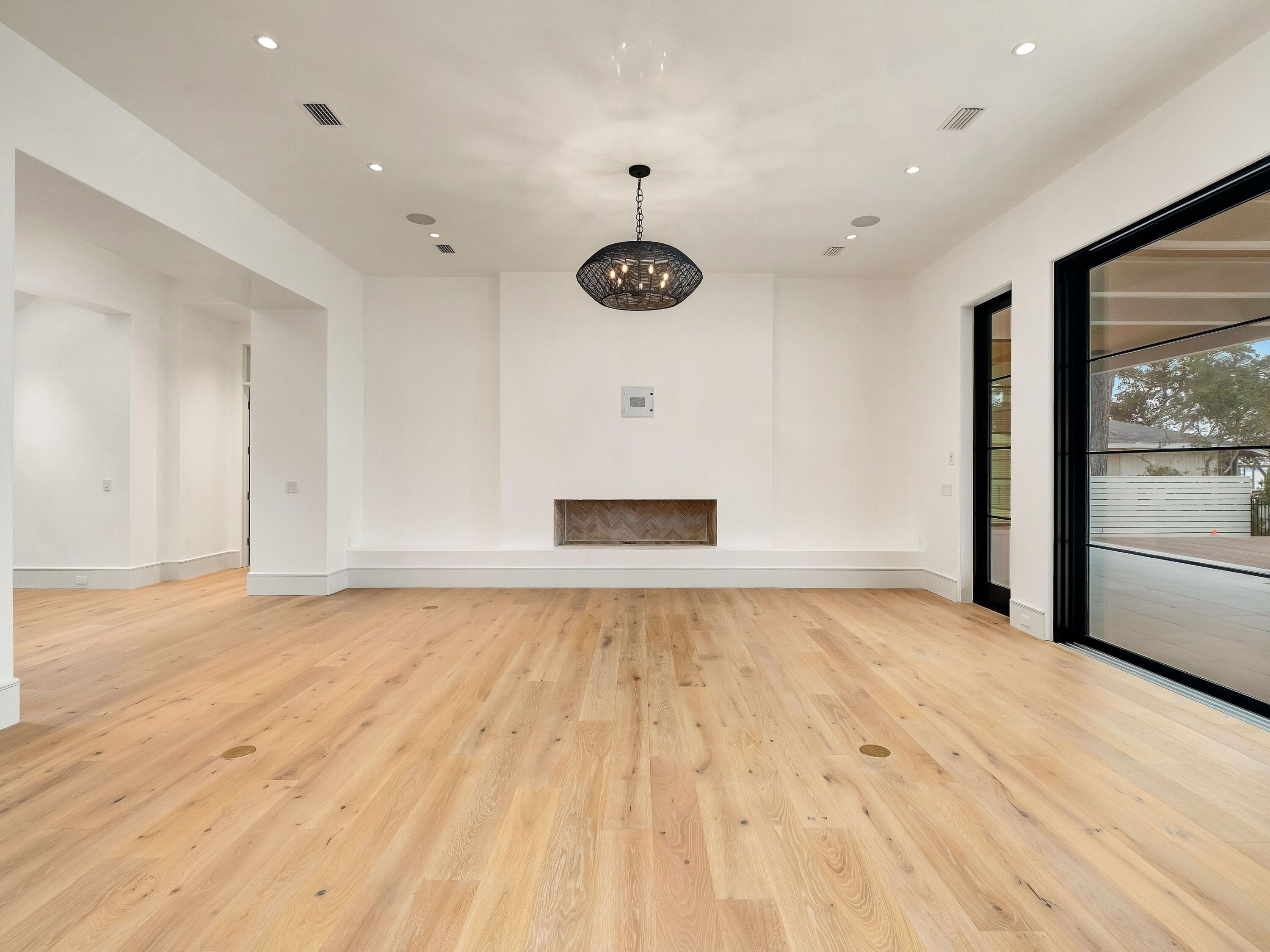 BAY PINES - Residential