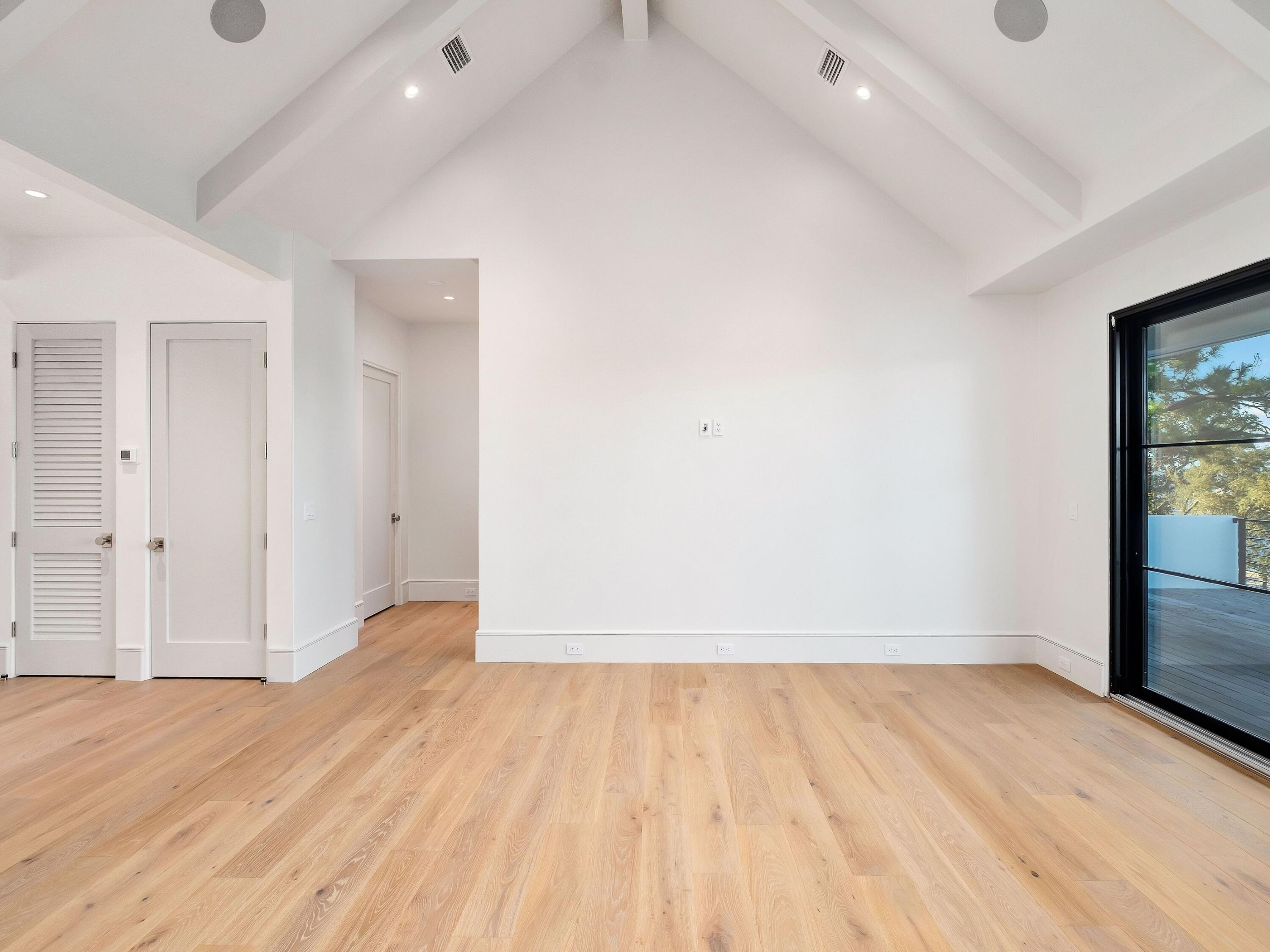 BAY PINES - Residential