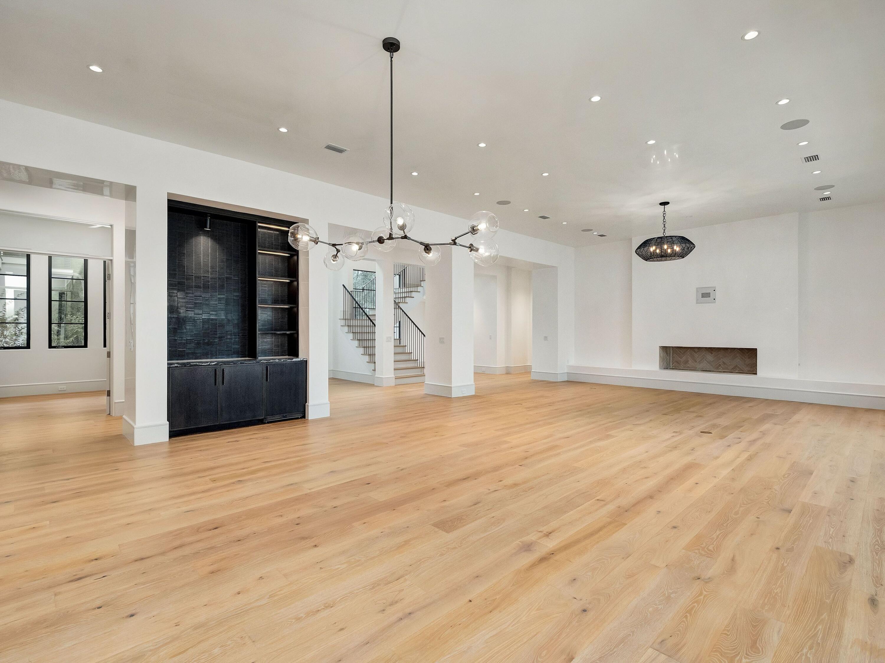 BAY PINES - Residential