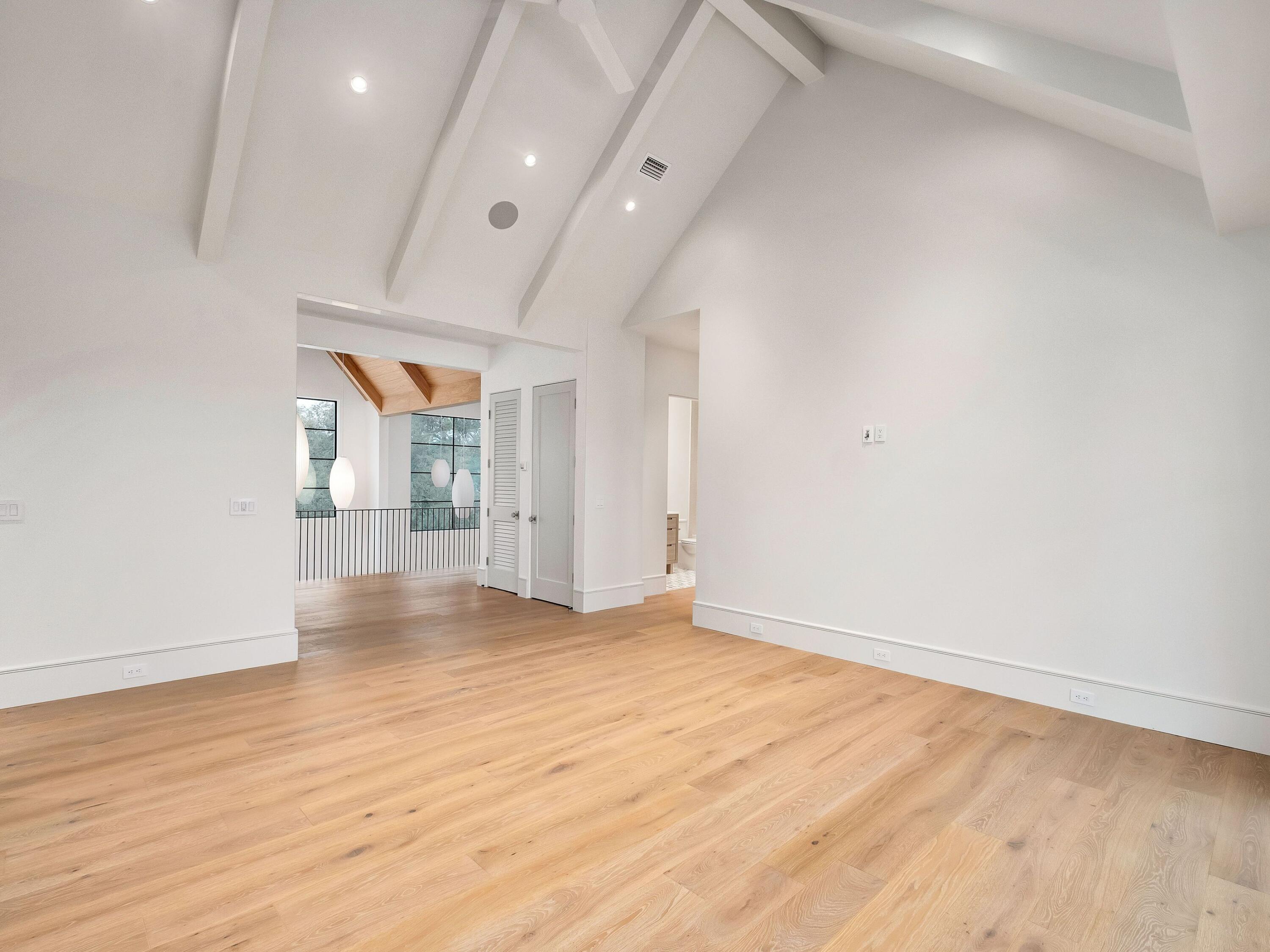 BAY PINES - Residential