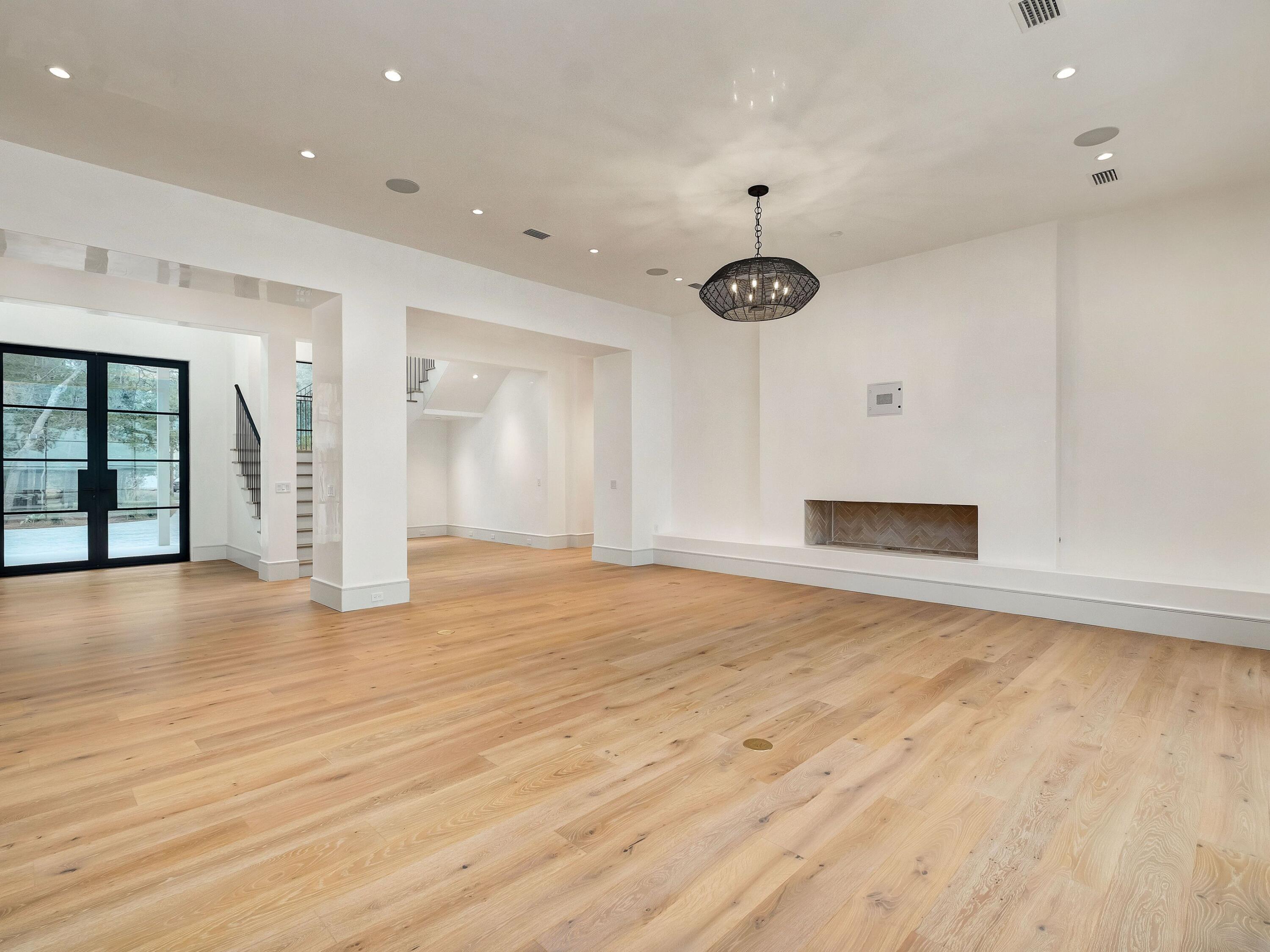 BAY PINES - Residential