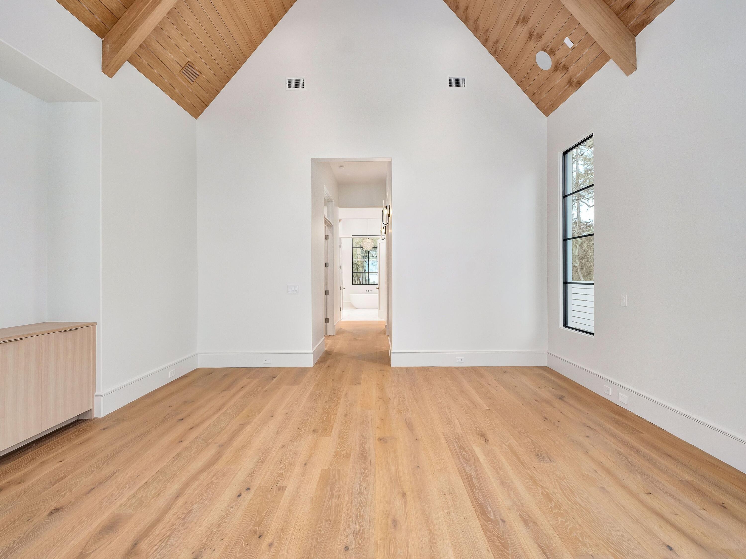 BAY PINES - Residential