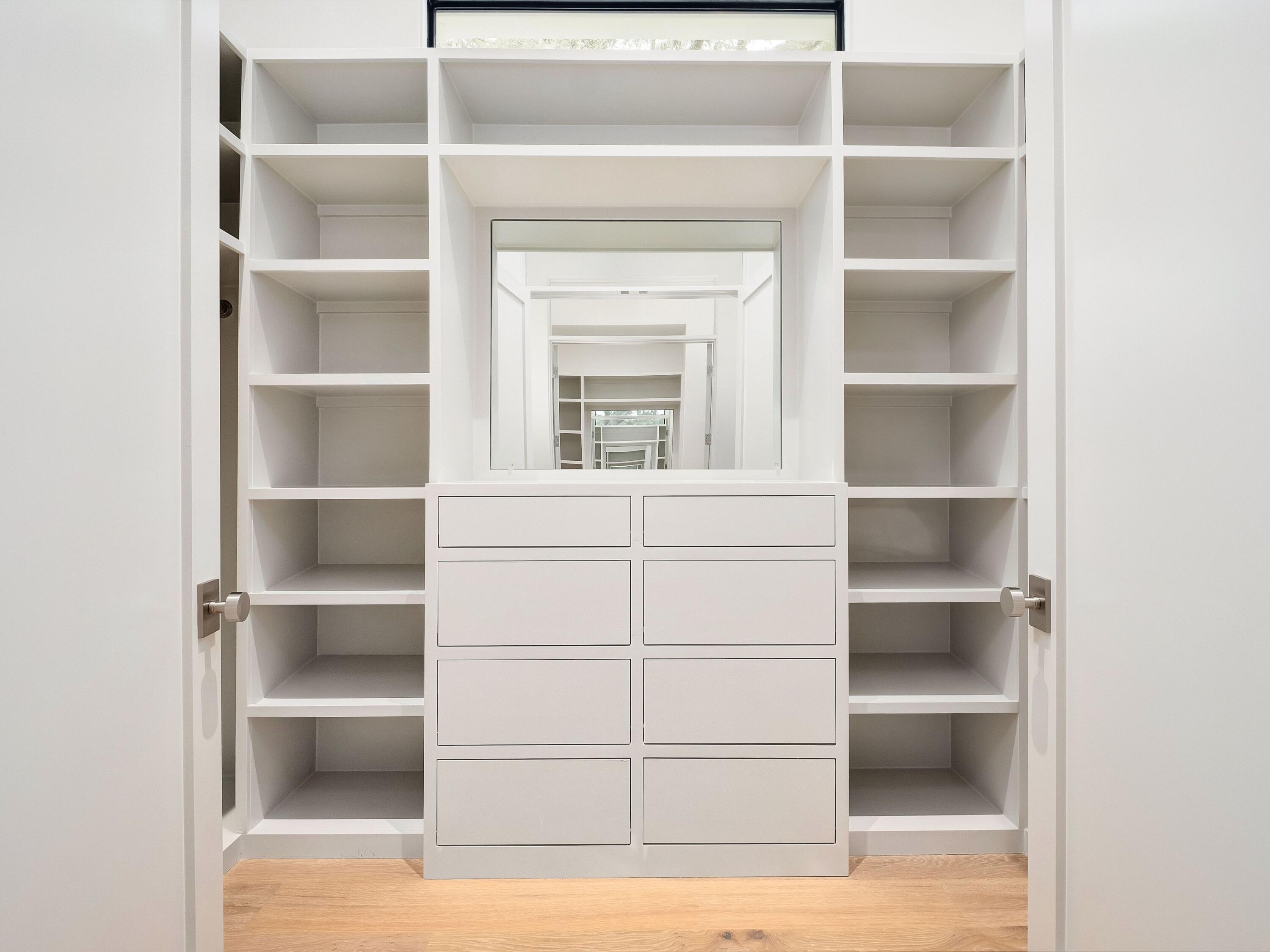 BAY PINES - Residential