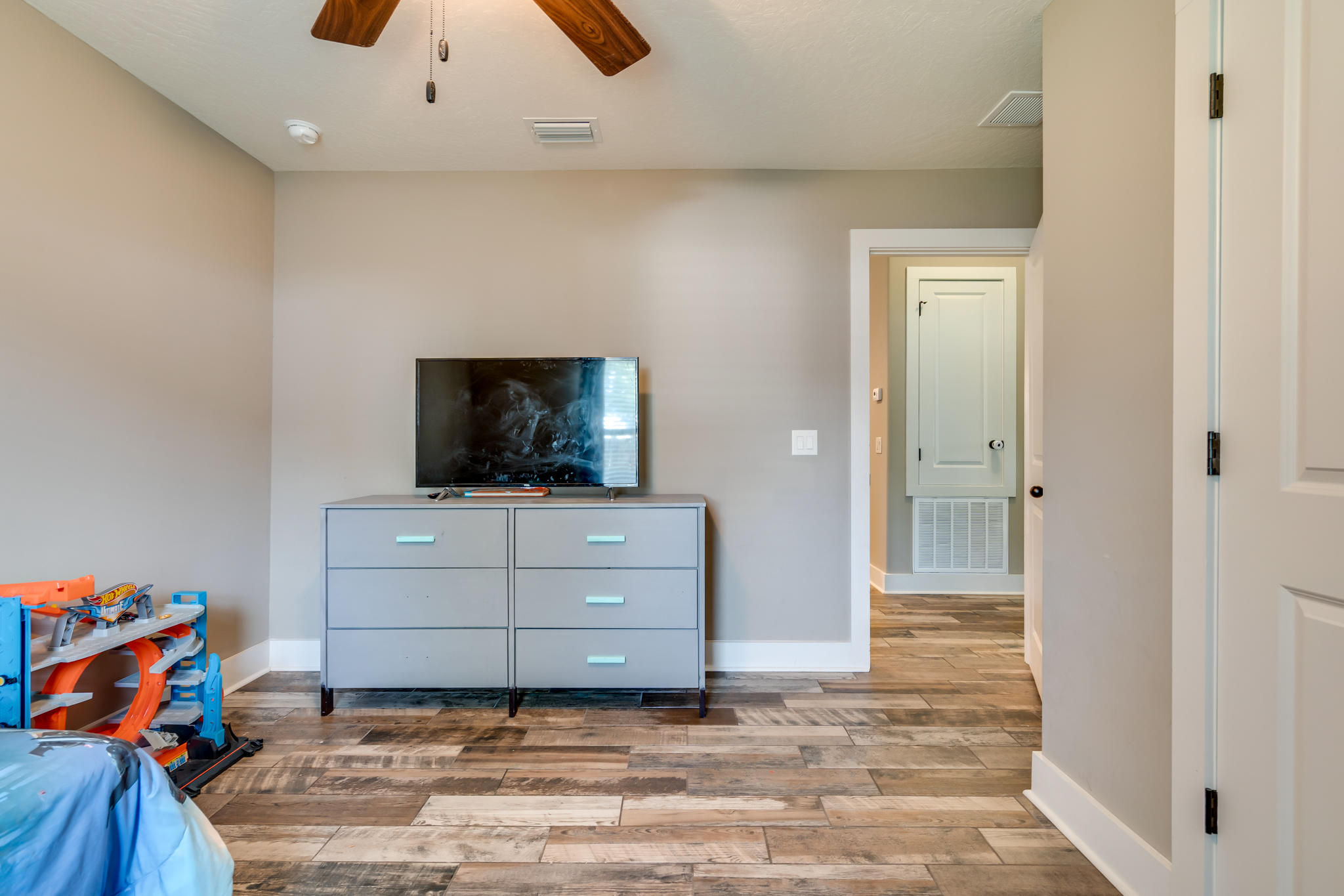 NAVARRE FIRST ADD - Residential