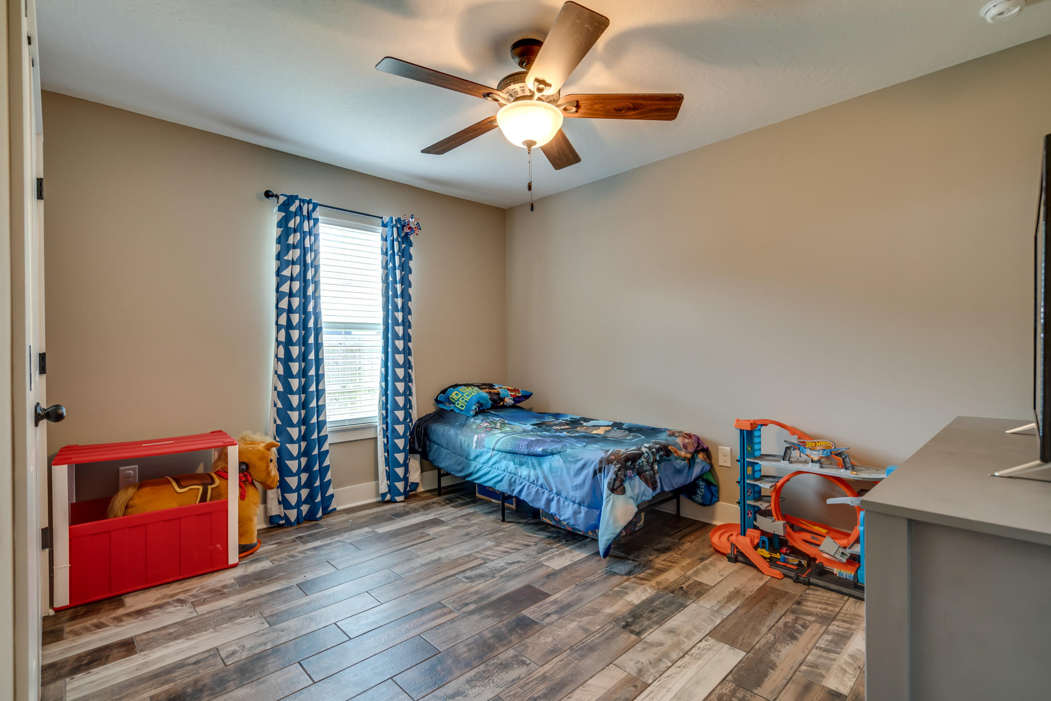 NAVARRE FIRST ADD - Residential