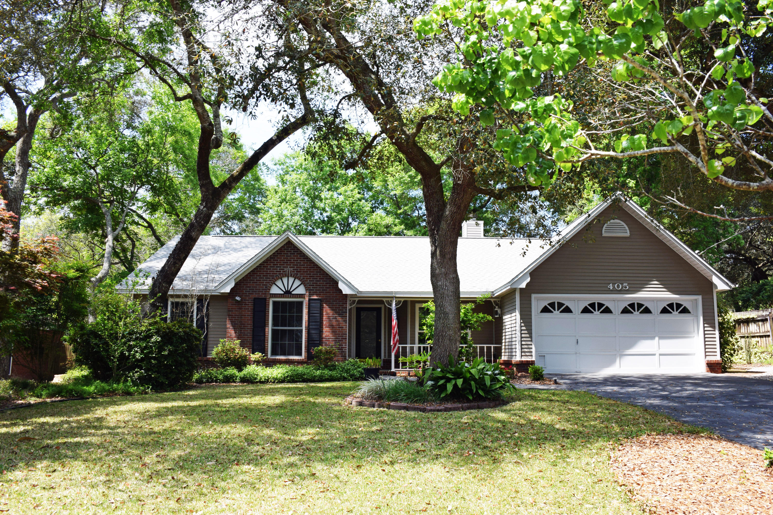 Village Oaks - Residential