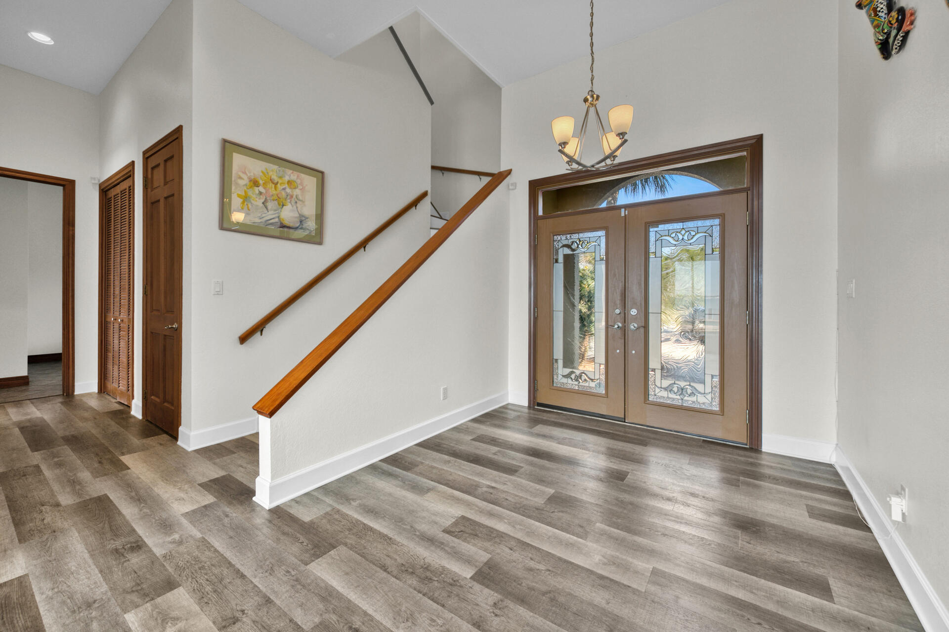 FOREST SHORES - Residential
