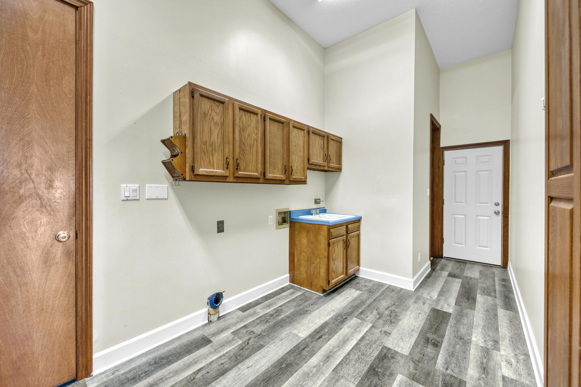 FOREST SHORES - Residential