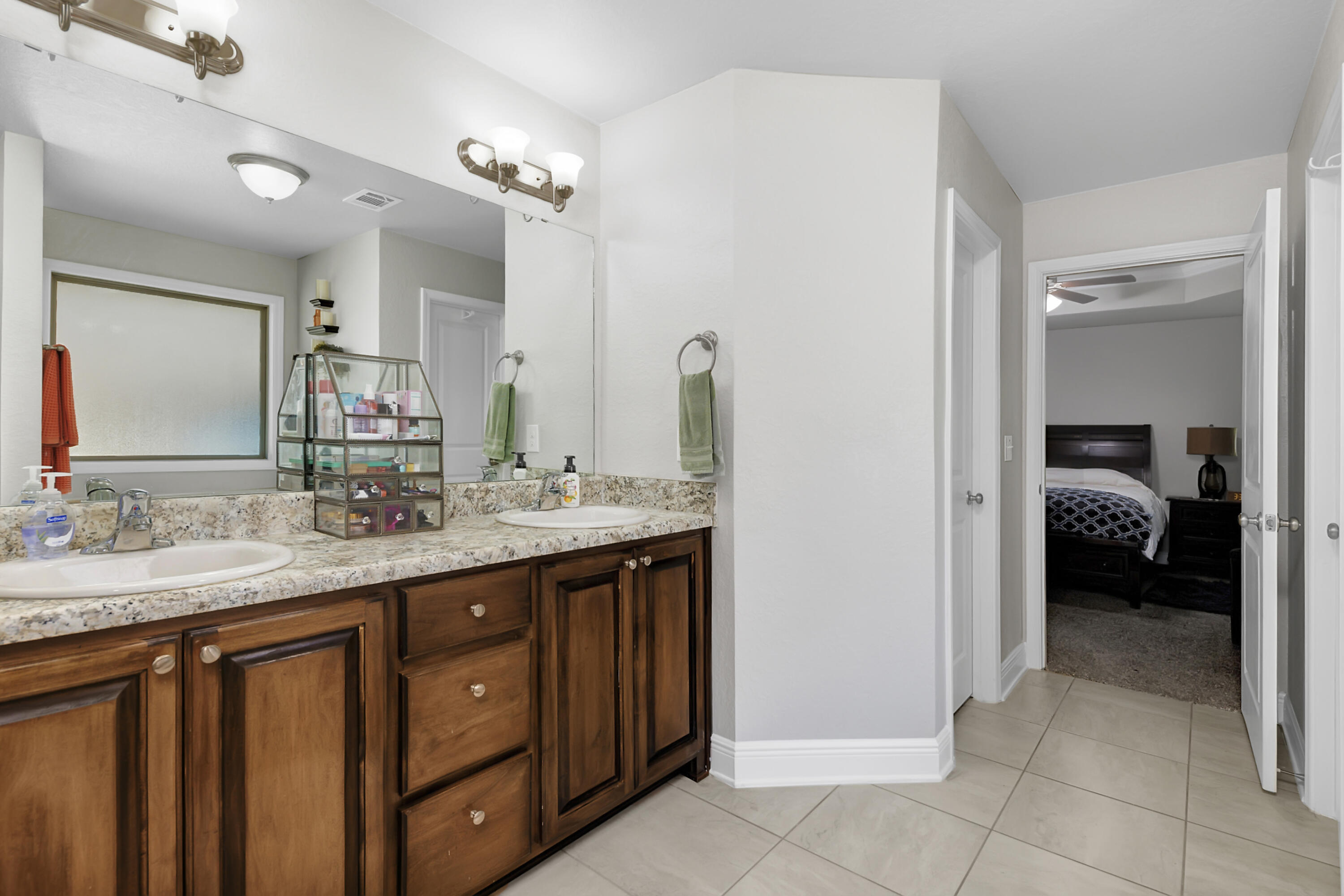 FOX VALLEY - Residential