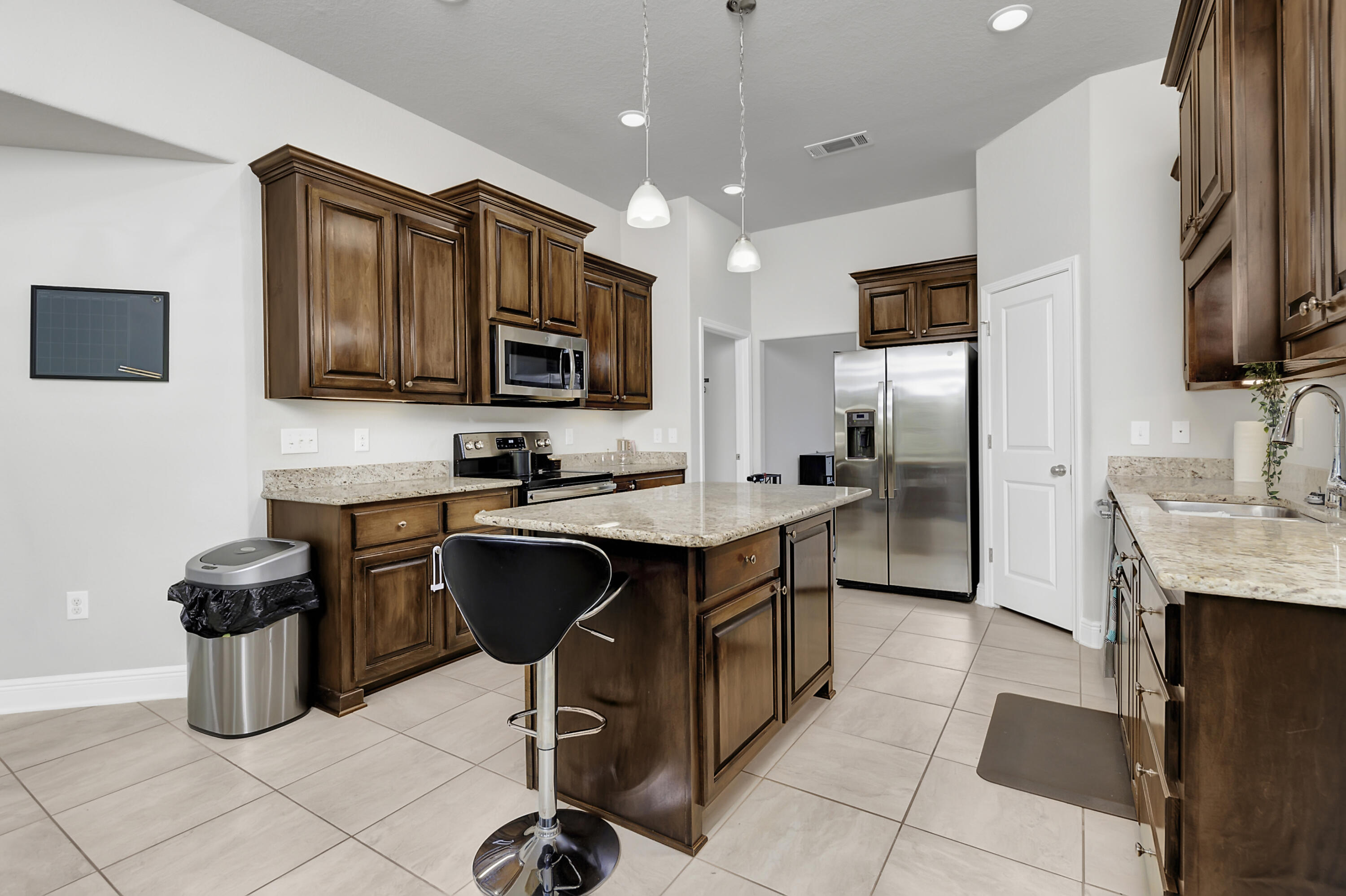 FOX VALLEY - Residential