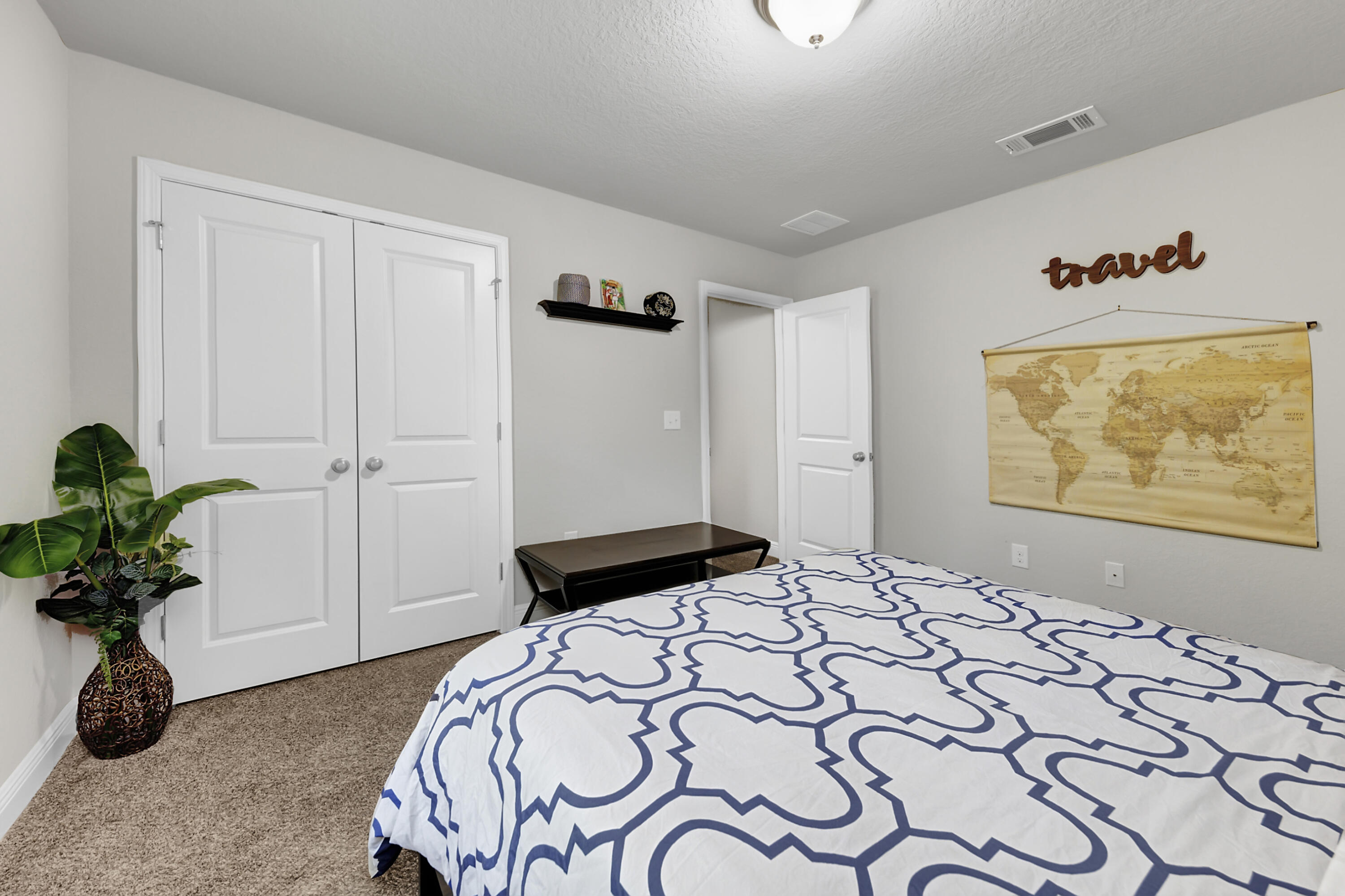 FOX VALLEY - Residential