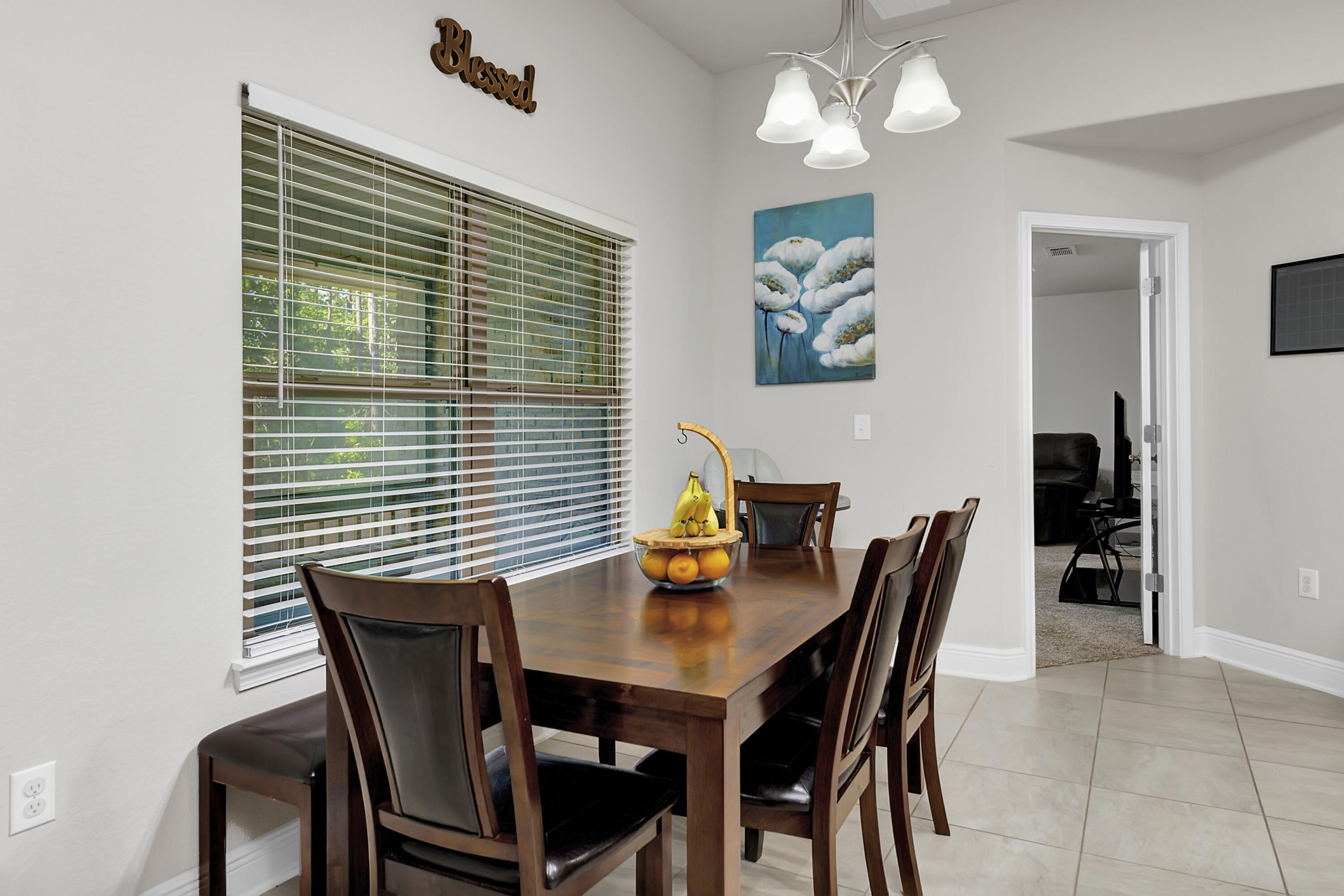 FOX VALLEY - Residential