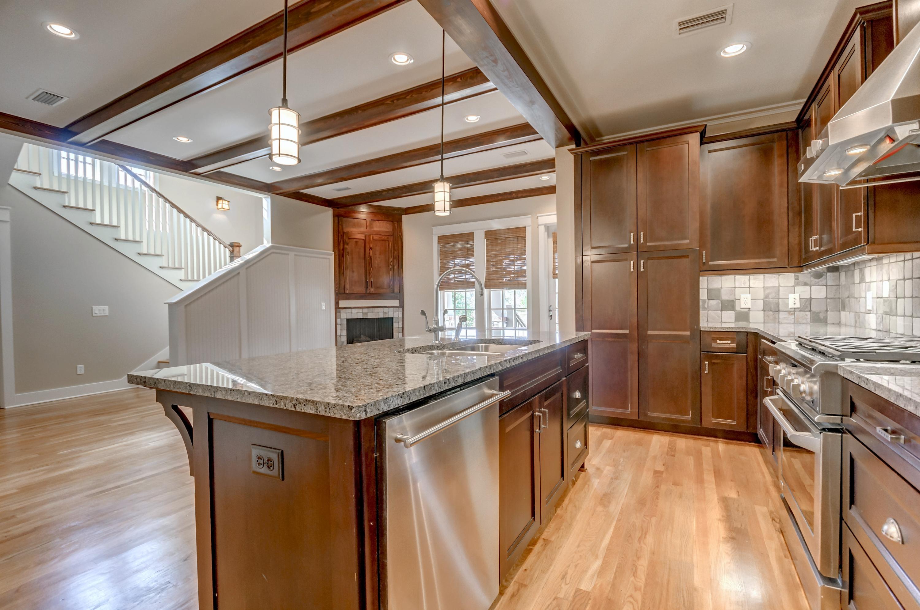 WILD HERON - THE COURTS - Residential