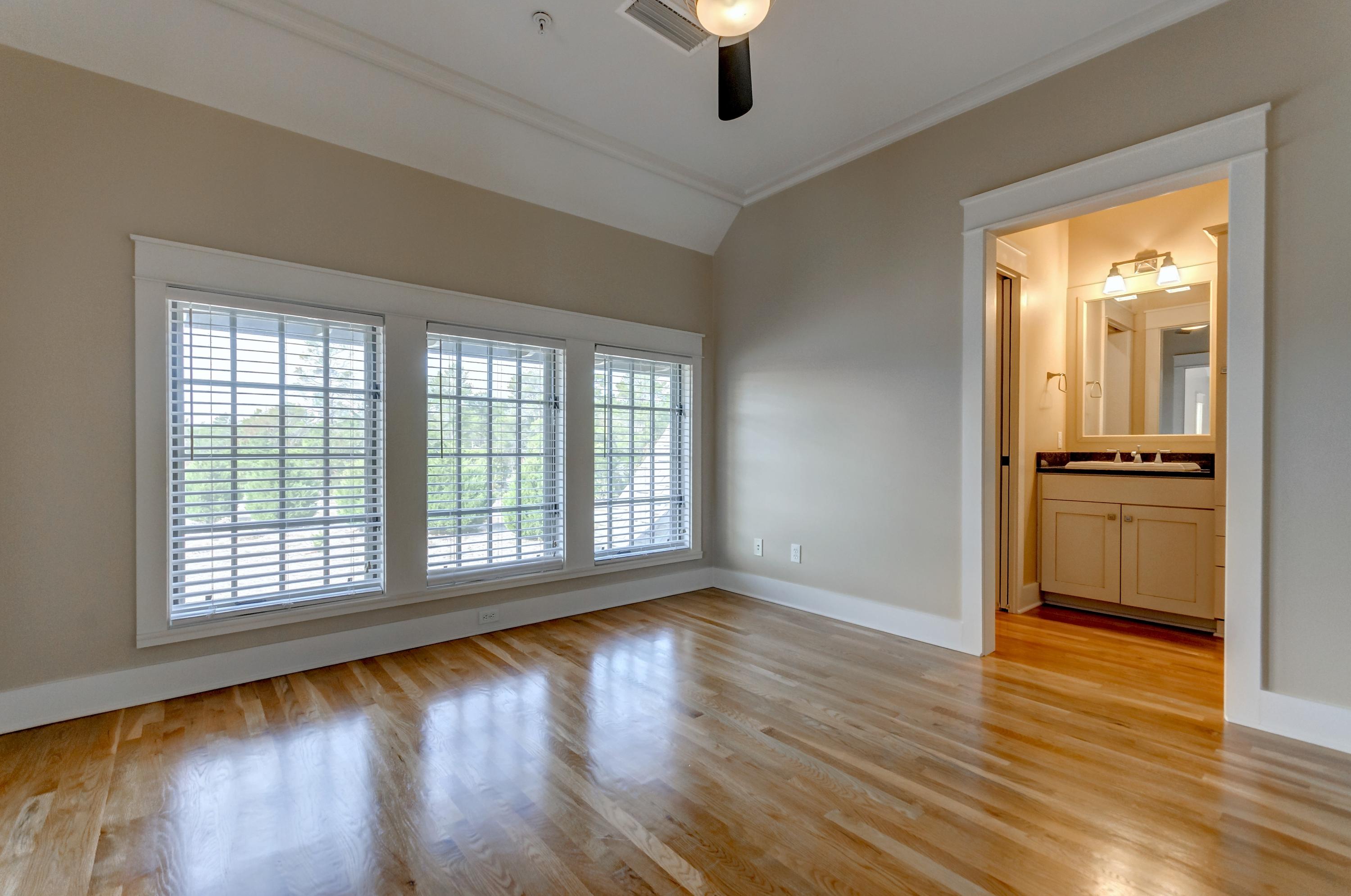 WILD HERON - THE COURTS - Residential