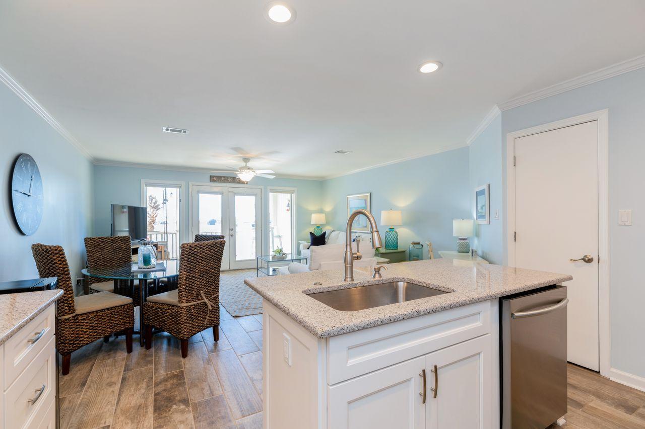 SEASCAPE CONDO PH 7C - Residential