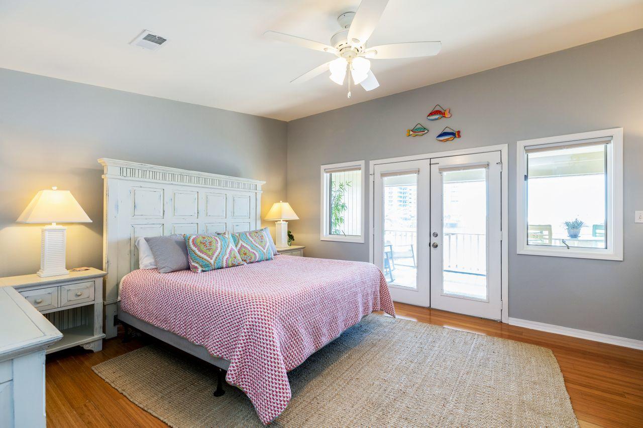 SEASCAPE CONDO PH 7C - Residential