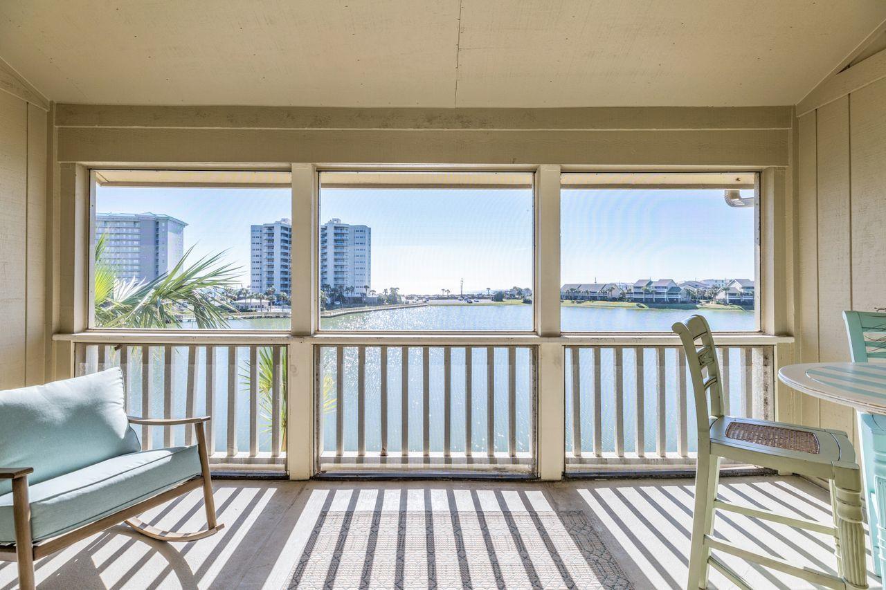 SEASCAPE CONDO PH 7C - Residential