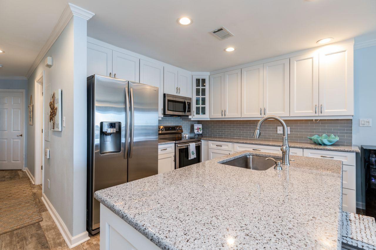 SEASCAPE CONDO PH 7C - Residential
