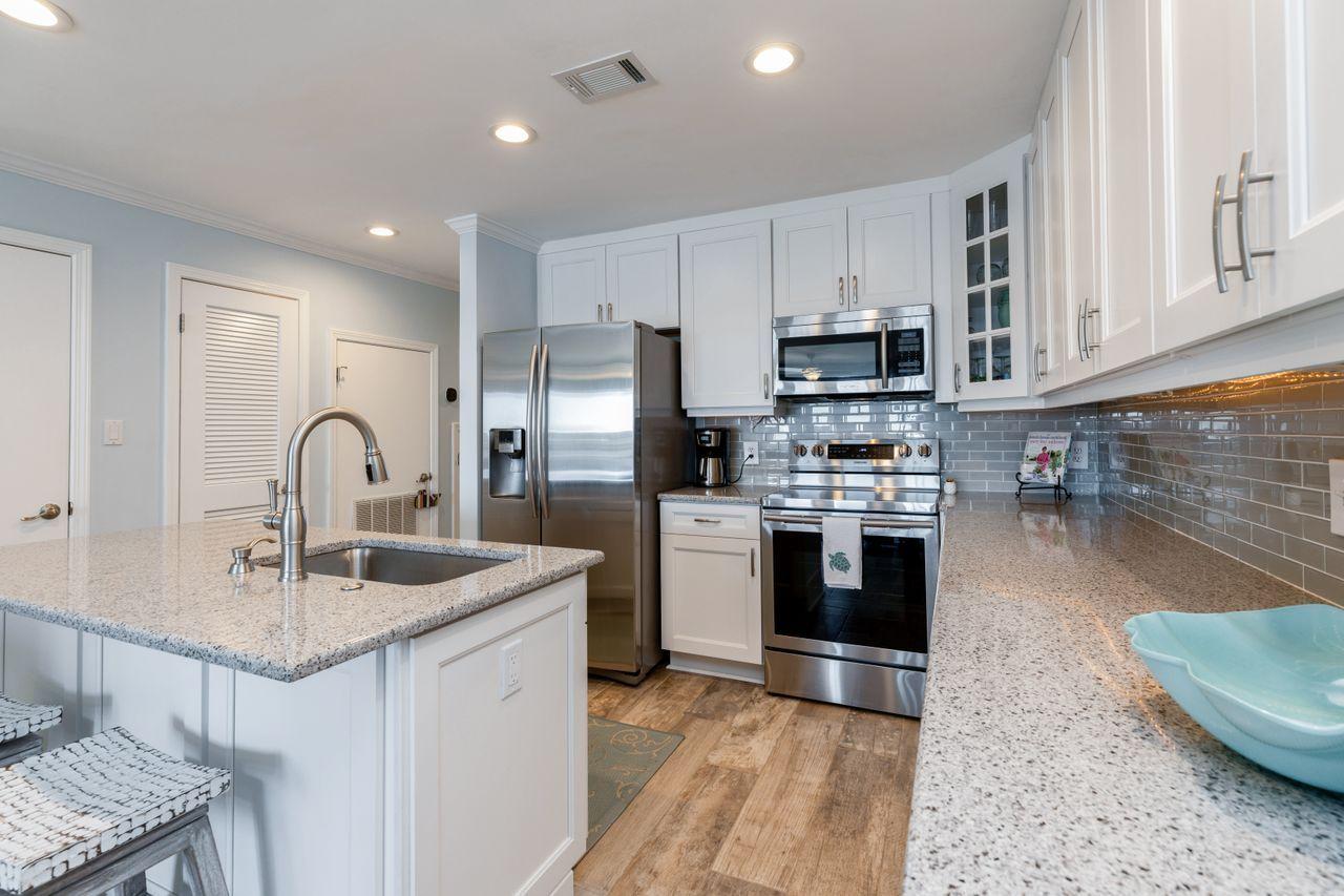 SEASCAPE CONDO PH 7C - Residential