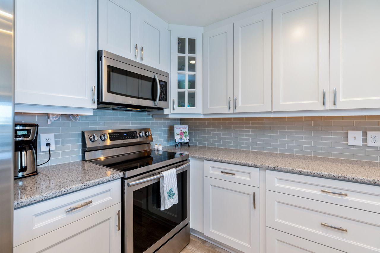 SEASCAPE CONDO PH 7C - Residential