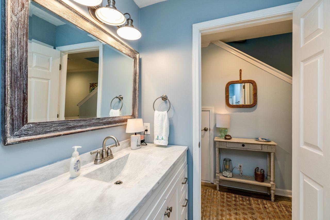 SEASCAPE CONDO PH 7C - Residential