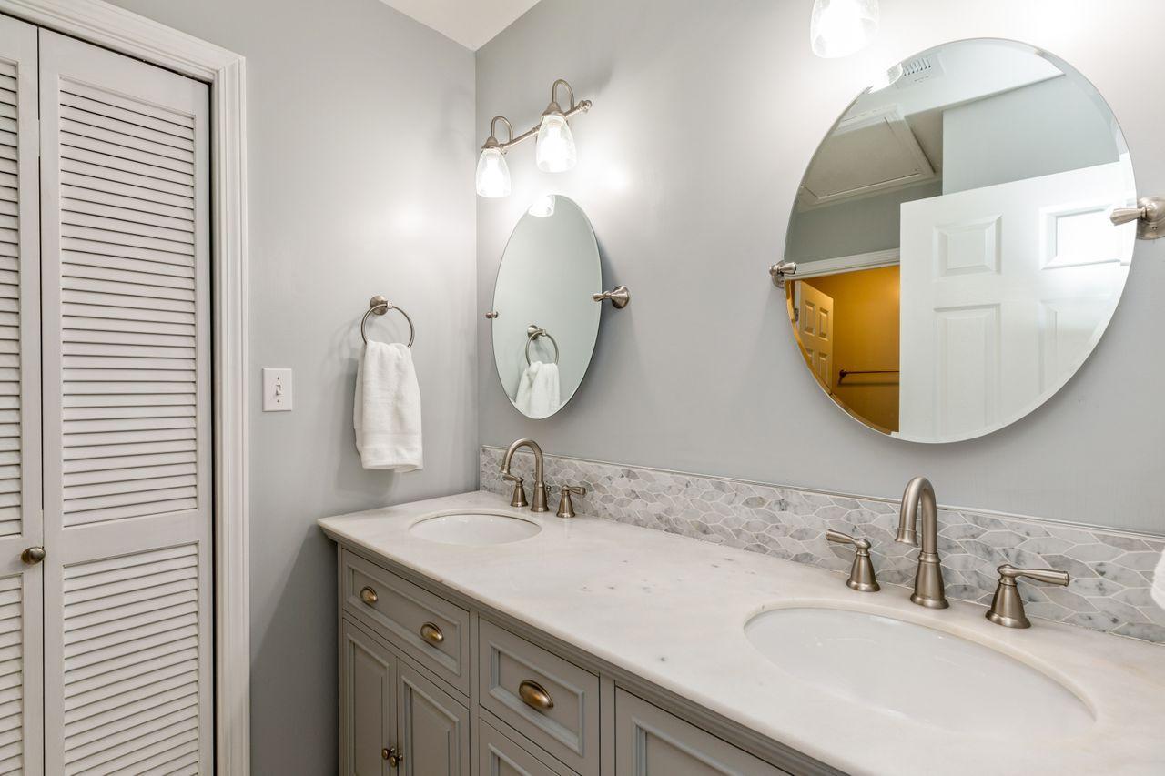 SEASCAPE CONDO PH 7C - Residential
