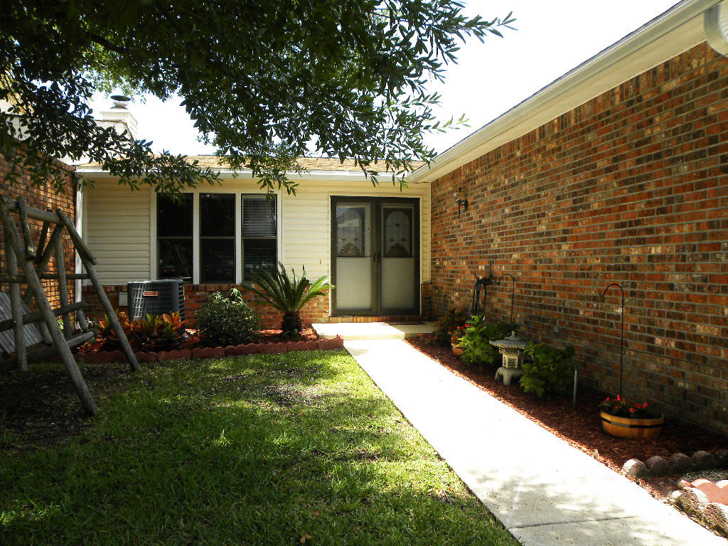 DONLABROOK GARDYNS - Residential