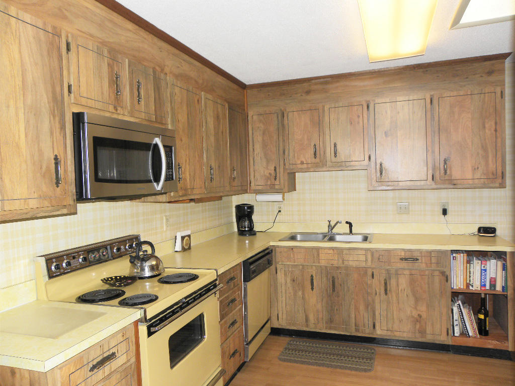 DONLABROOK GARDYNS - Residential