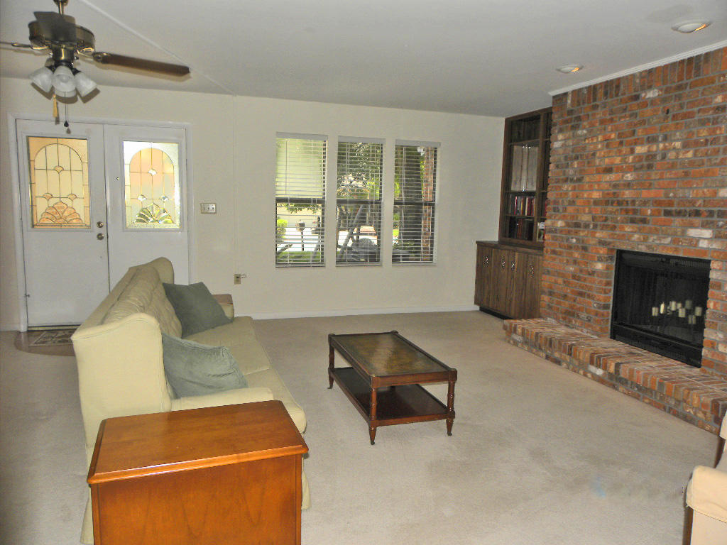 DONLABROOK GARDYNS - Residential