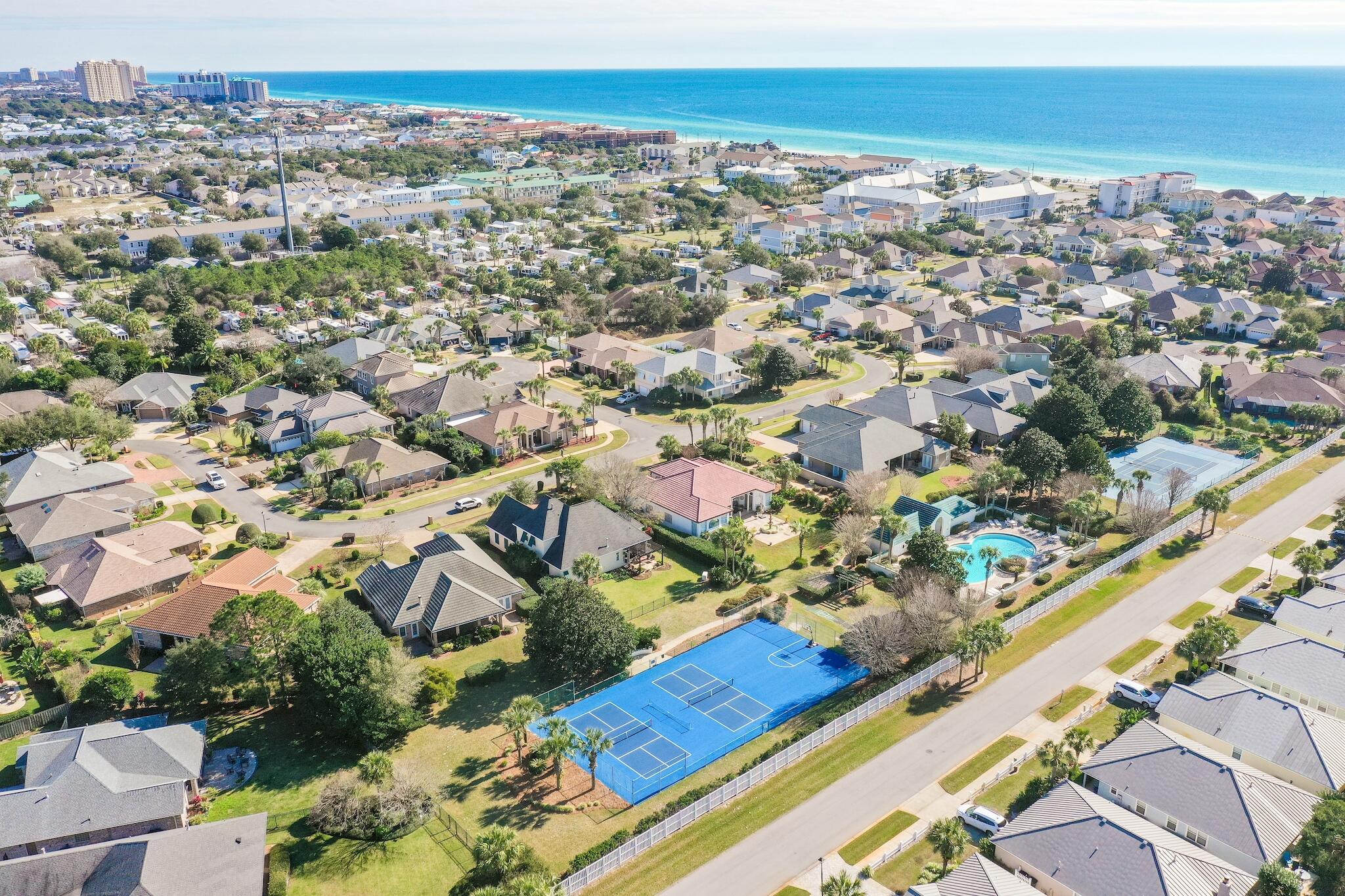 AVALON BEACH ESTATES - Residential