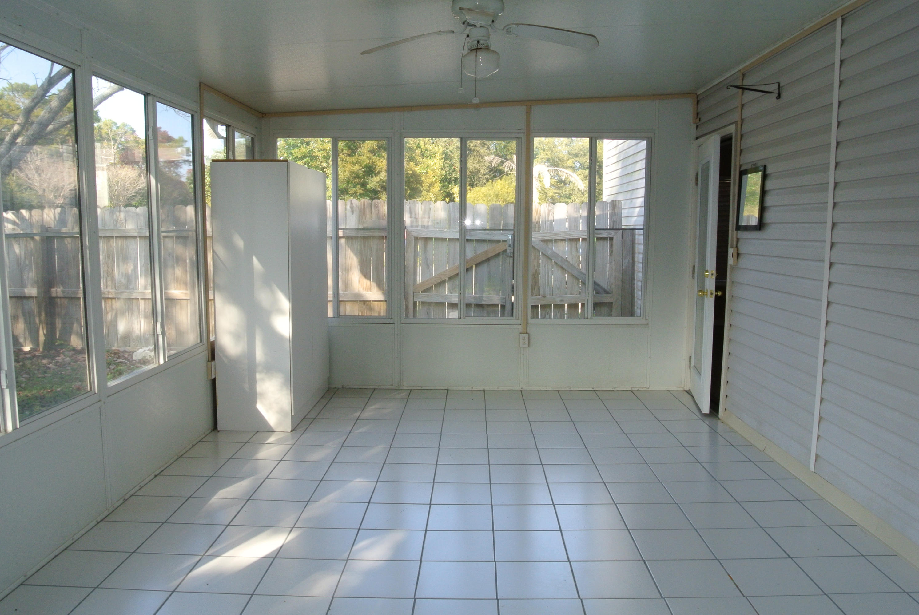 SANDALWOOD MANOR 1ST ADDN - Residential