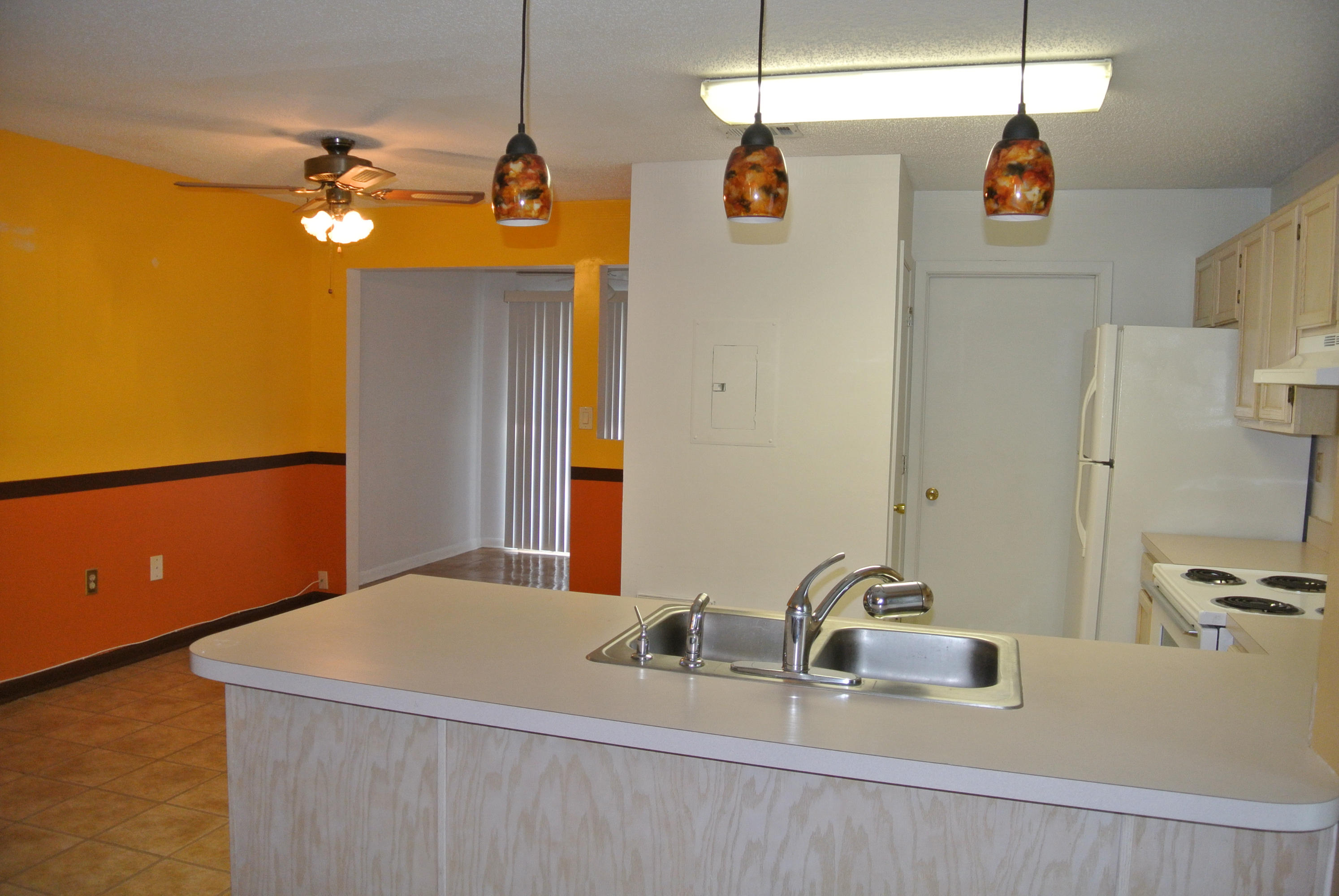 SANDALWOOD MANOR 1ST ADDN - Residential