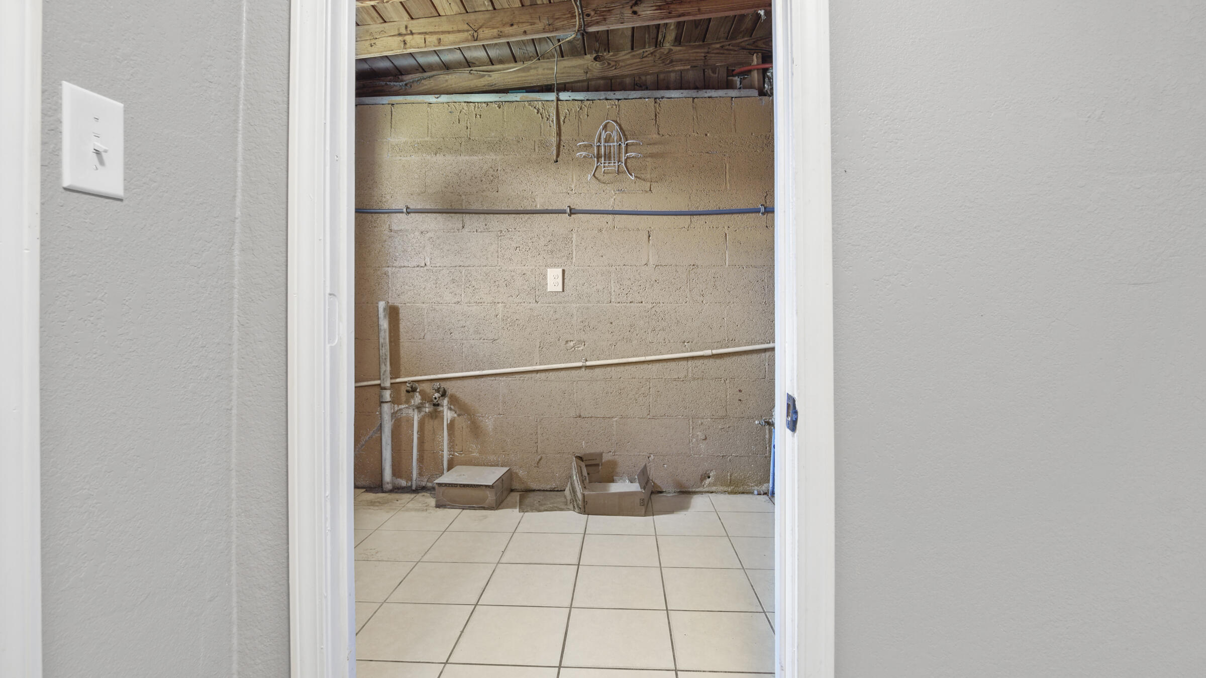 CRESTVIEW HEIGHTS - Residential