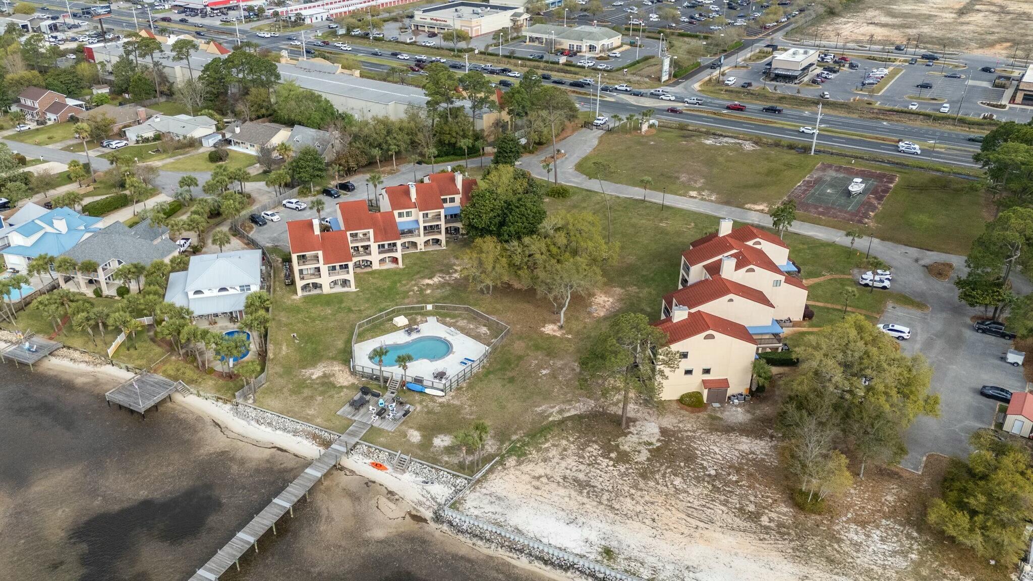 SAFE HARBOUR VILLAGE CONDO - Residential