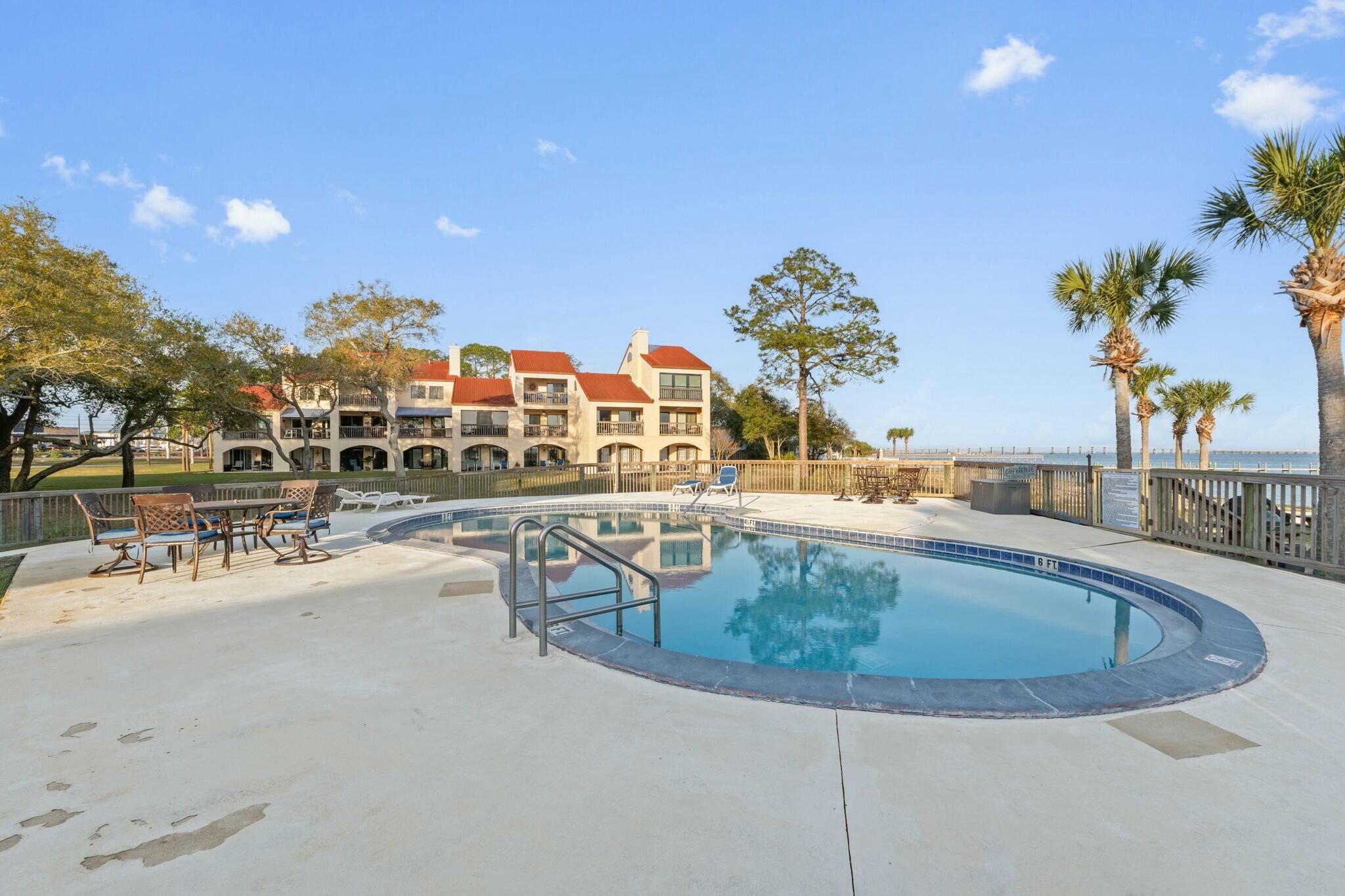 SAFE HARBOUR VILLAGE CONDO - Residential