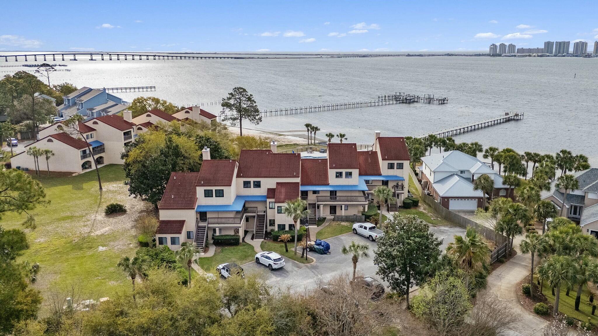 SAFE HARBOUR VILLAGE CONDO - Residential