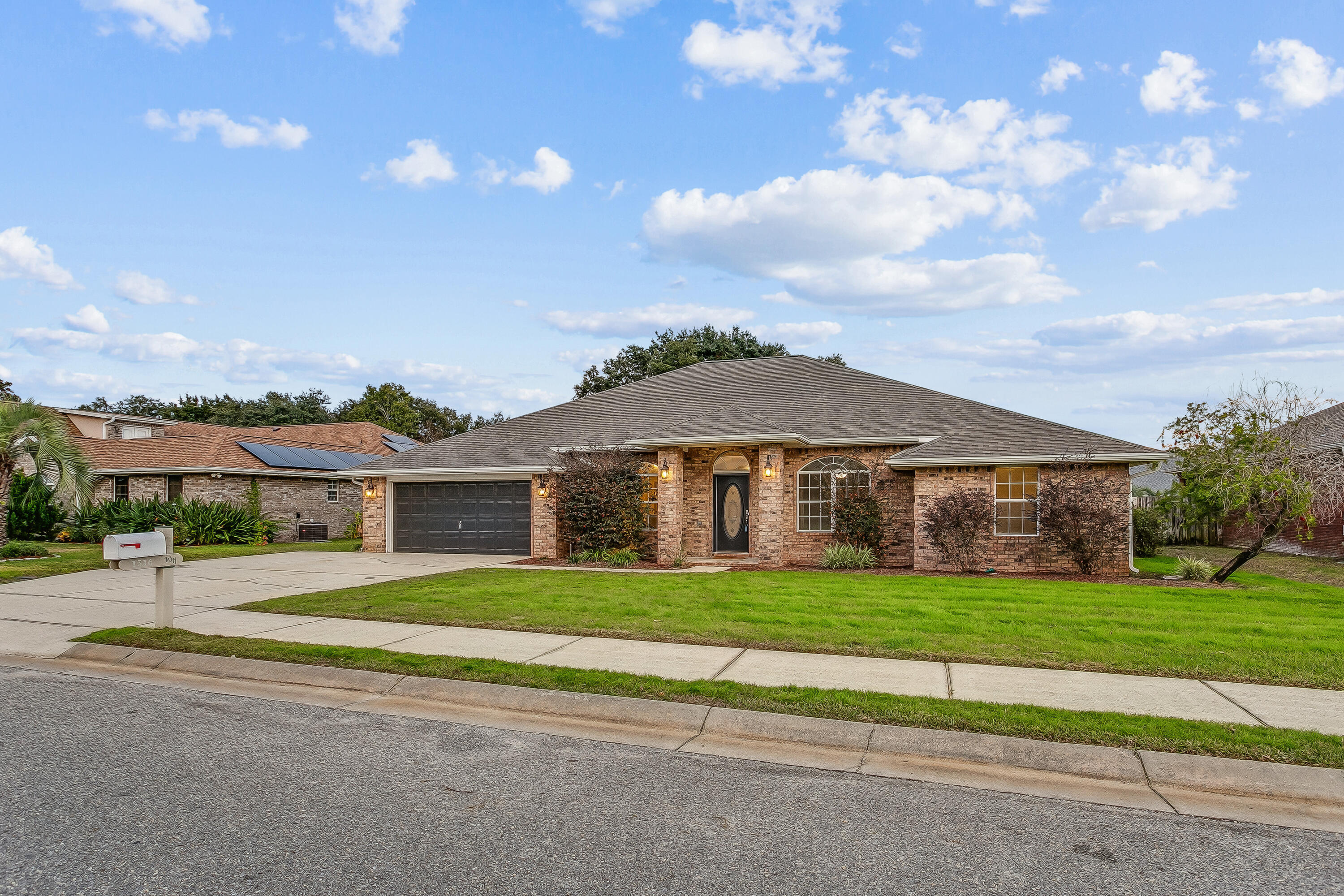 WOODLAWN HEIGHTS - Residential