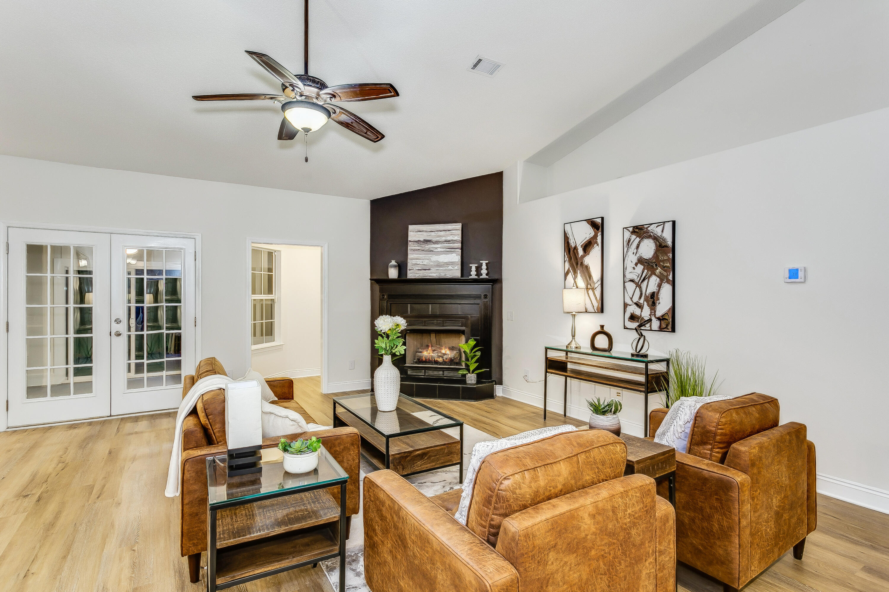 WOODLAWN HEIGHTS - Residential