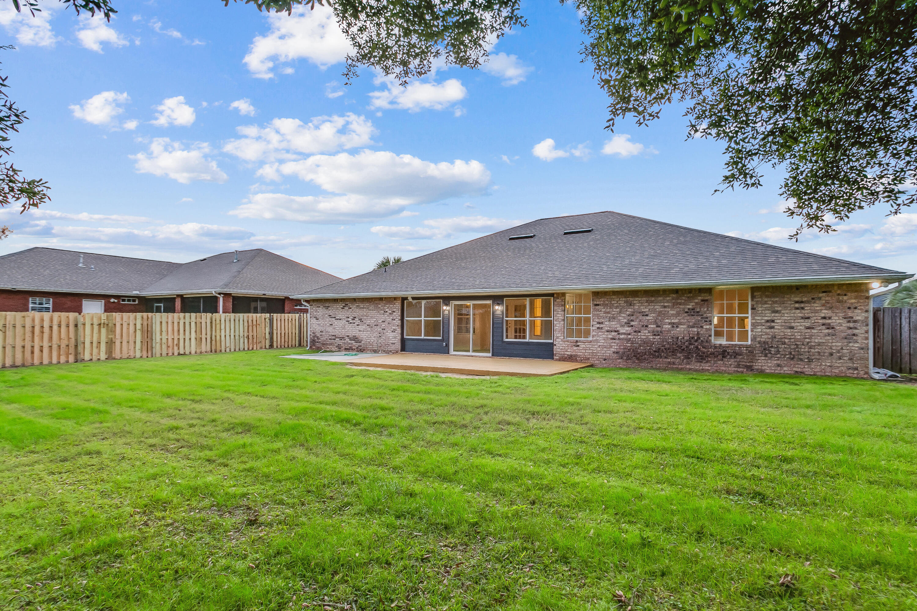 WOODLAWN HEIGHTS - Residential