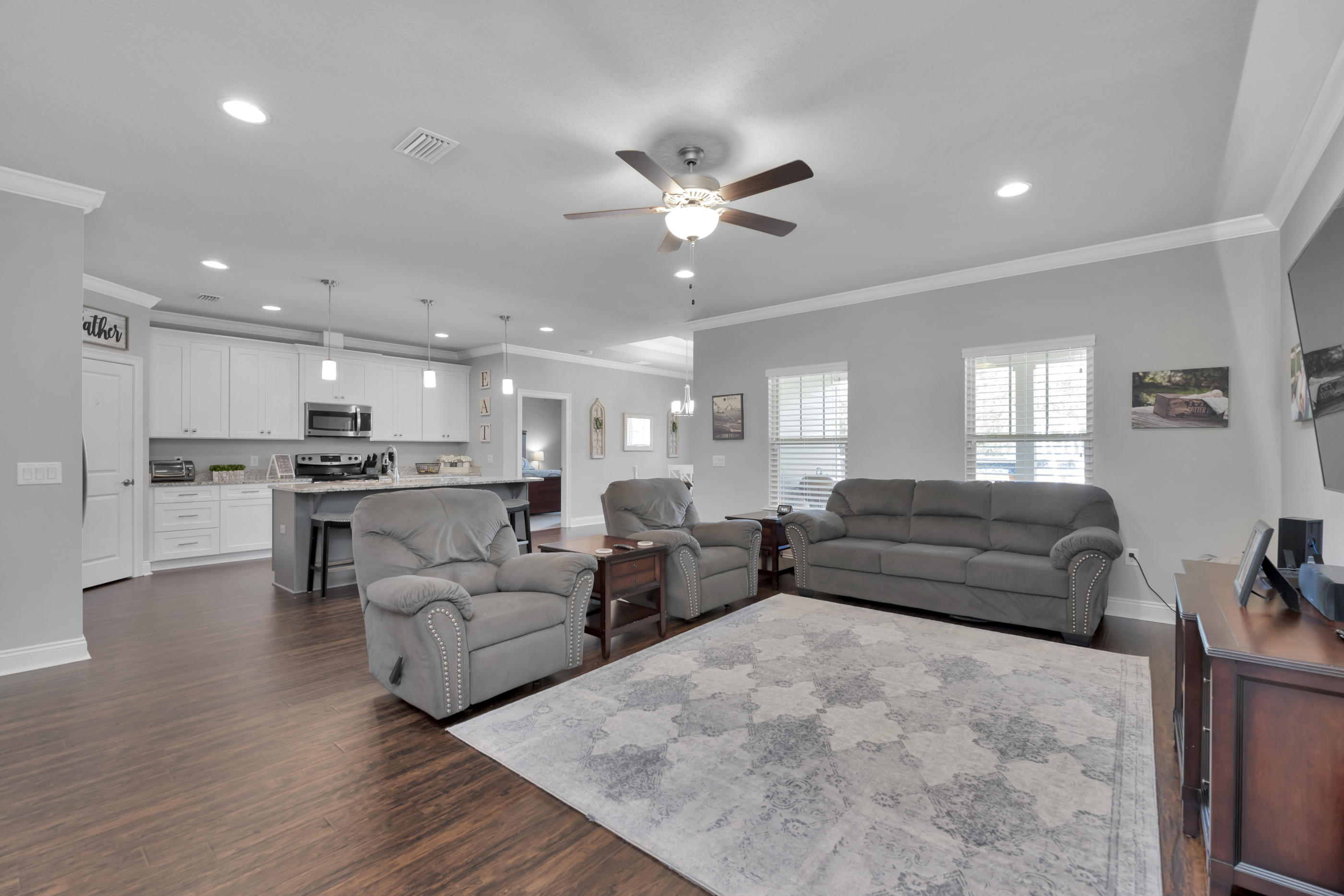 NAVARRE S/D 2ND ADDN - Residential