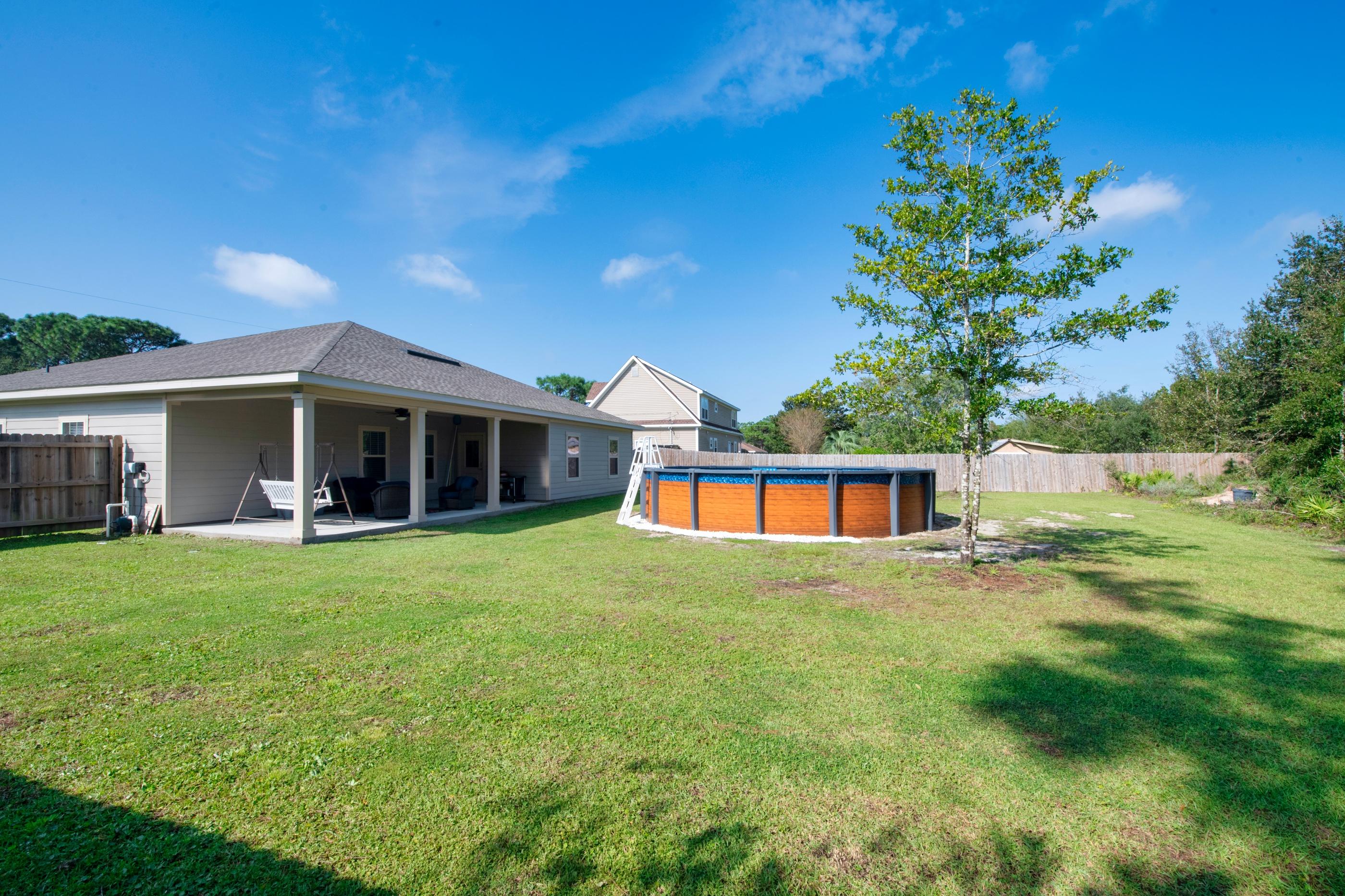 NAVARRE S/D 2ND ADDN - Residential