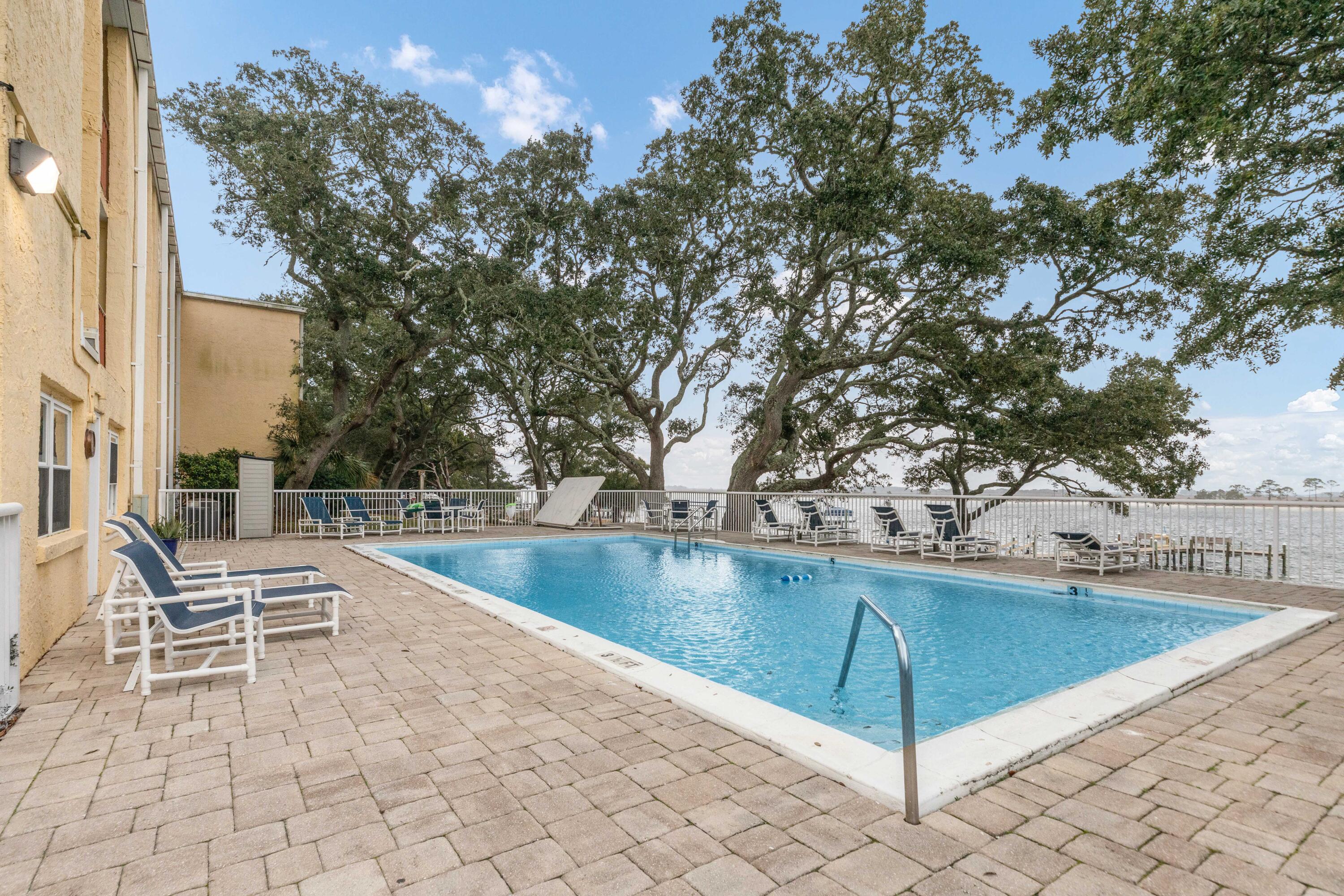 THE CEDARS - Residential